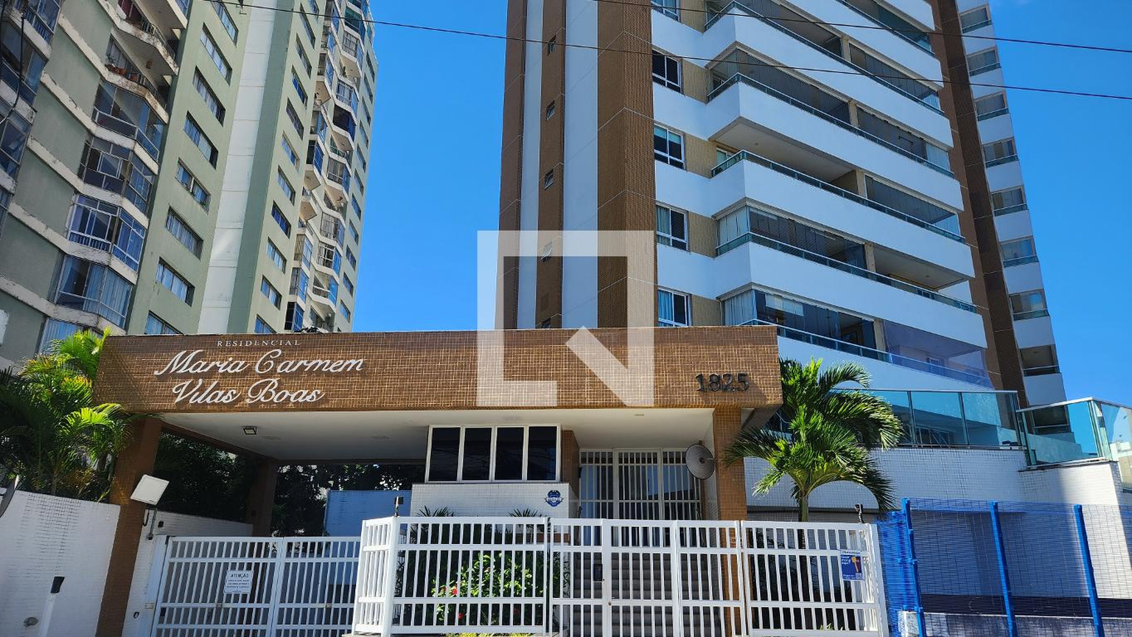 Fachada do Prédio Condomínio em Avenida Cardeal da Silva, 20