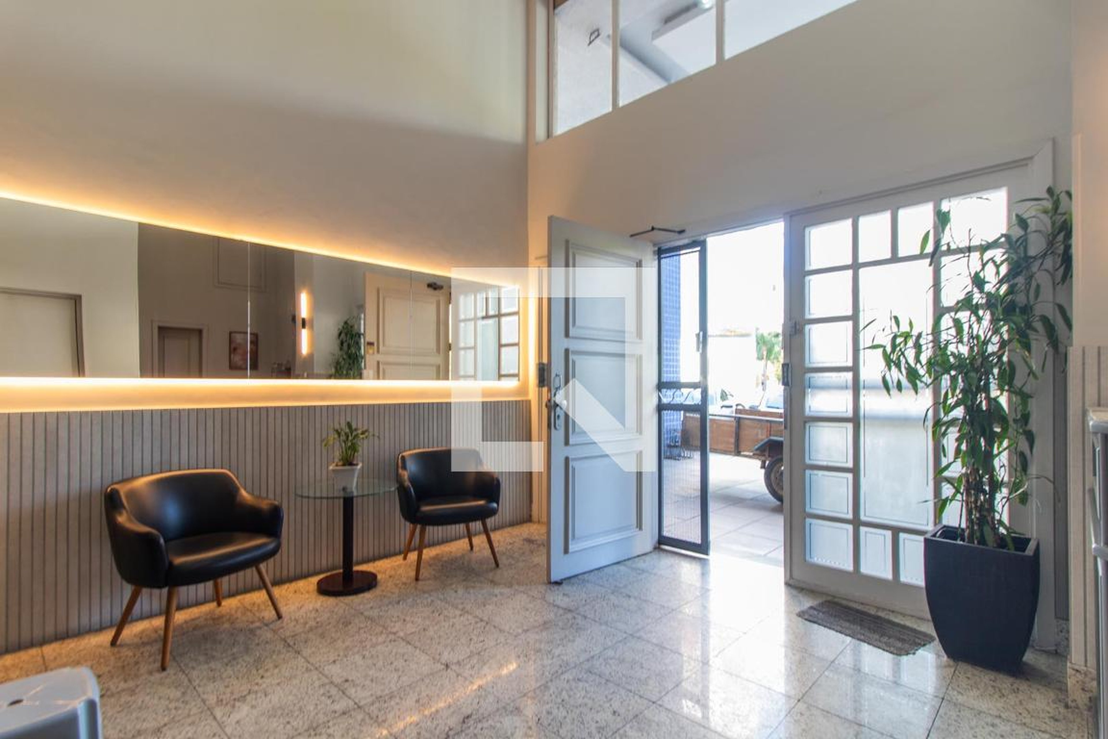 Hall social - Morada Essence