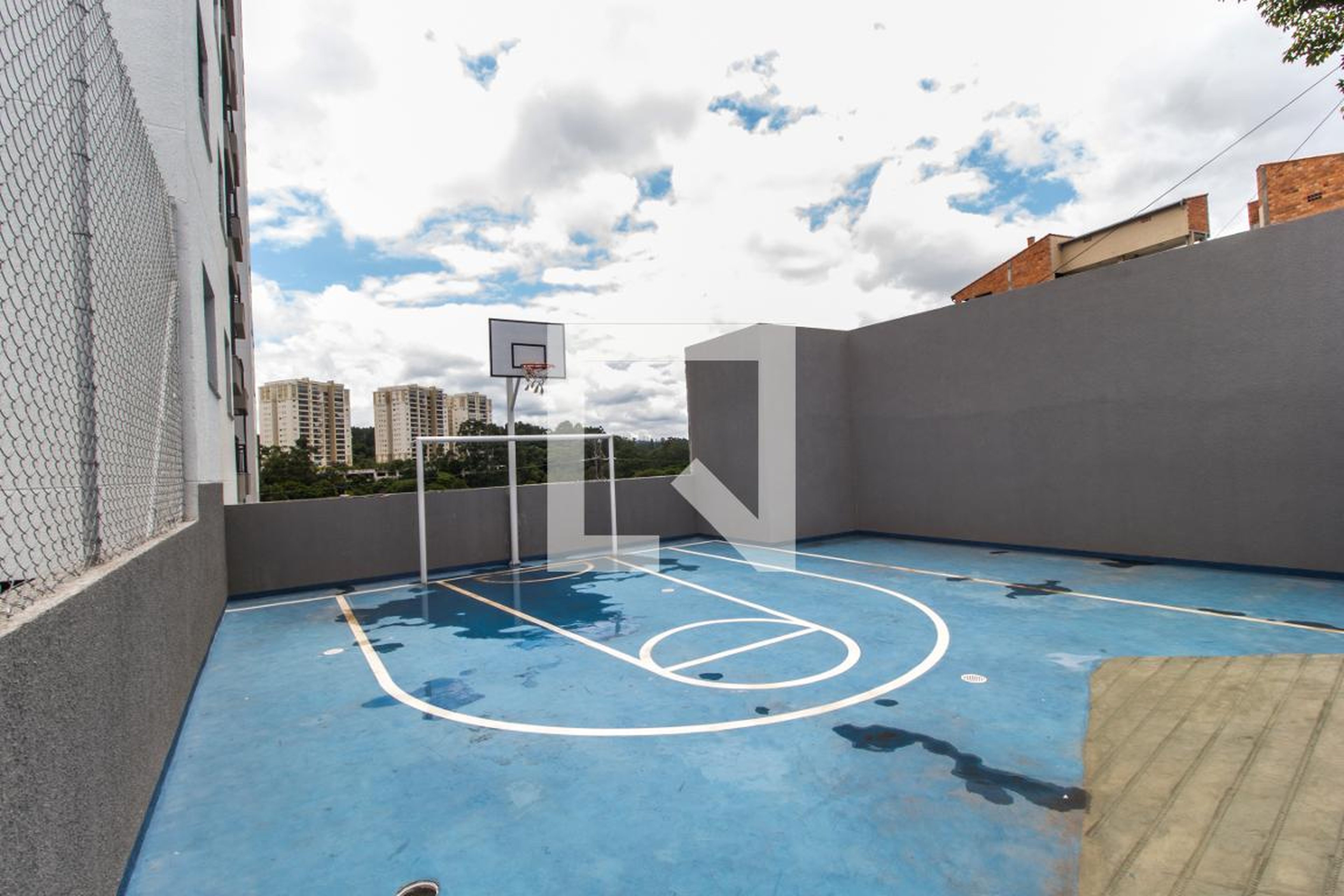 Quadra Esportiva - Trilha dos Parques