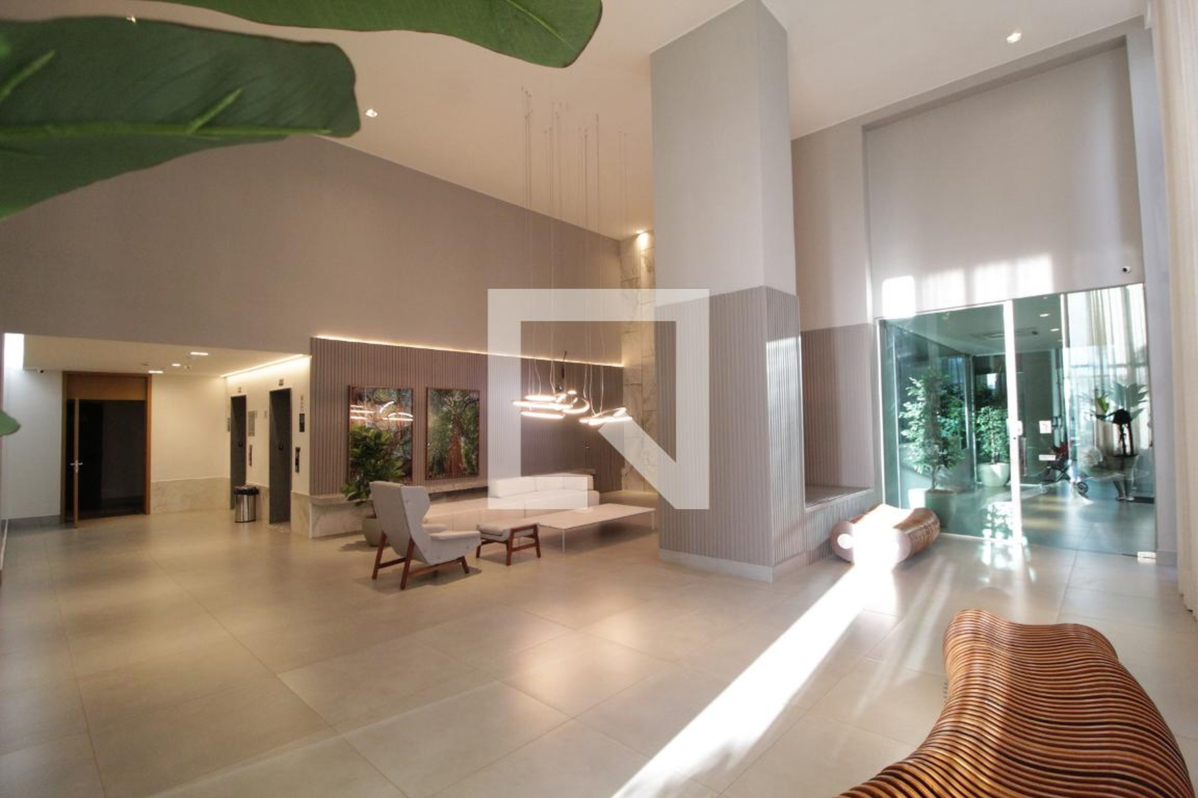 Hall social - Sense Vertical Living