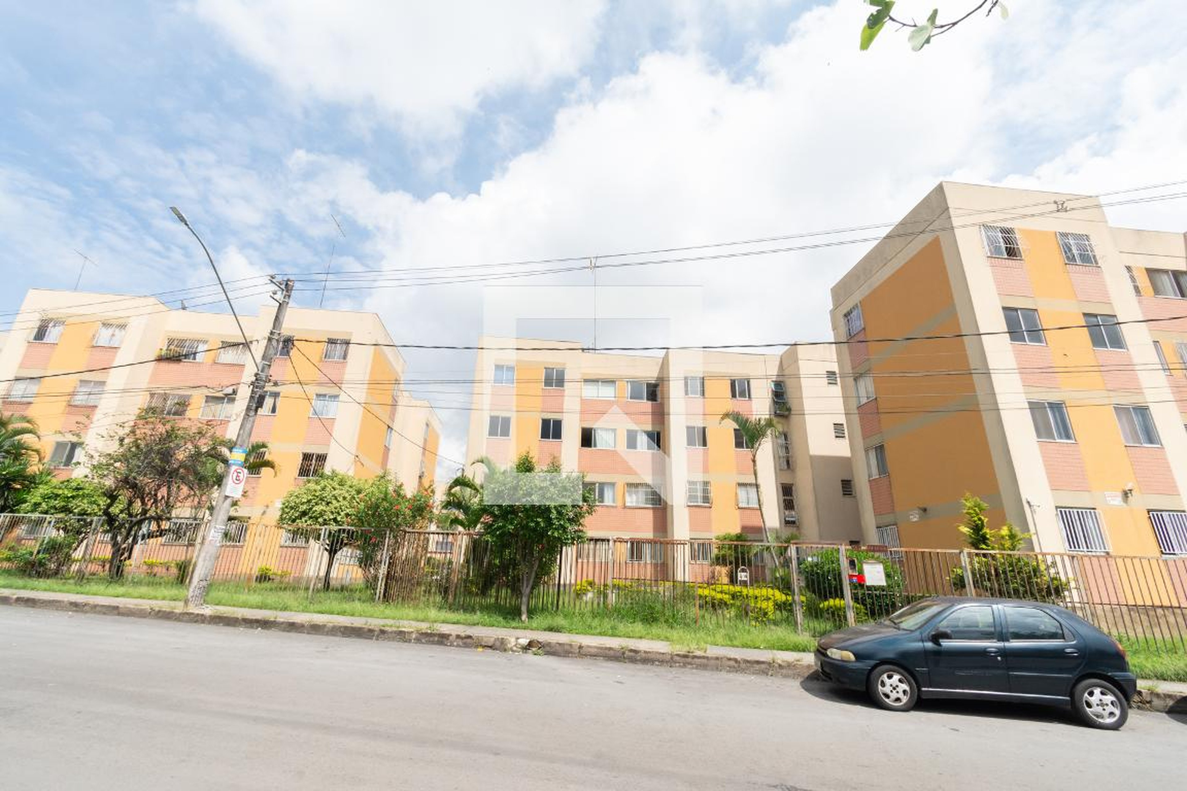 Fachada Condomínio em Rua Arterial, 305