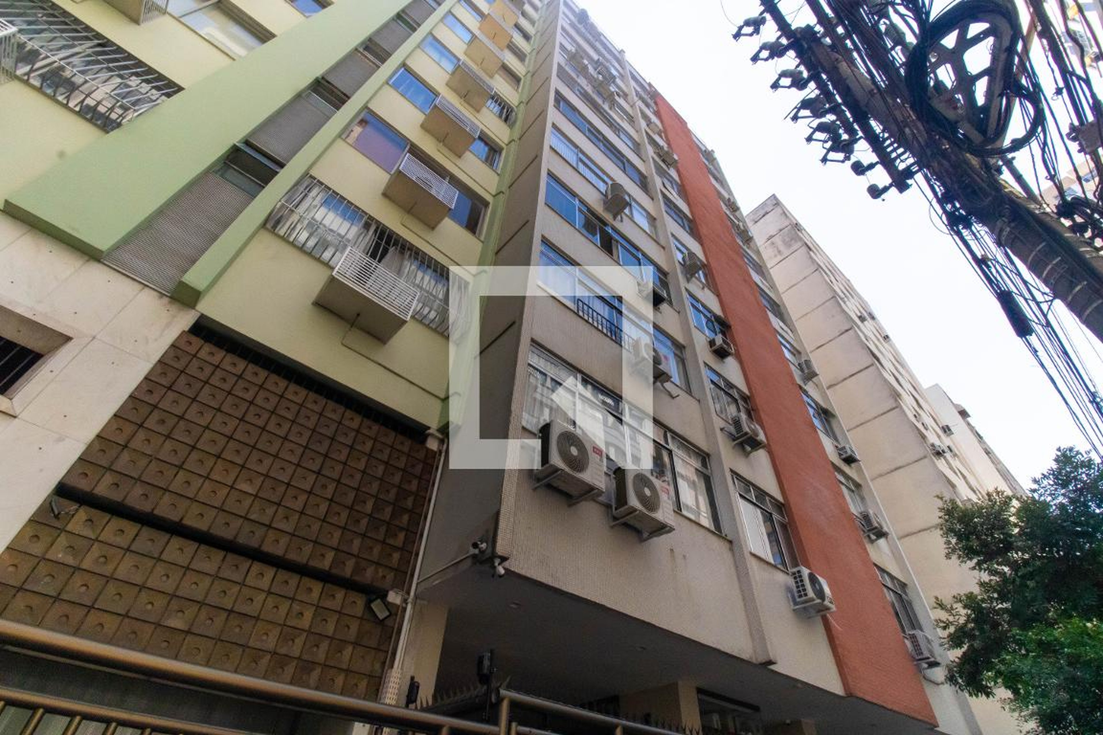 Fachada Condomínio em Rua Lopes Trovão, 39