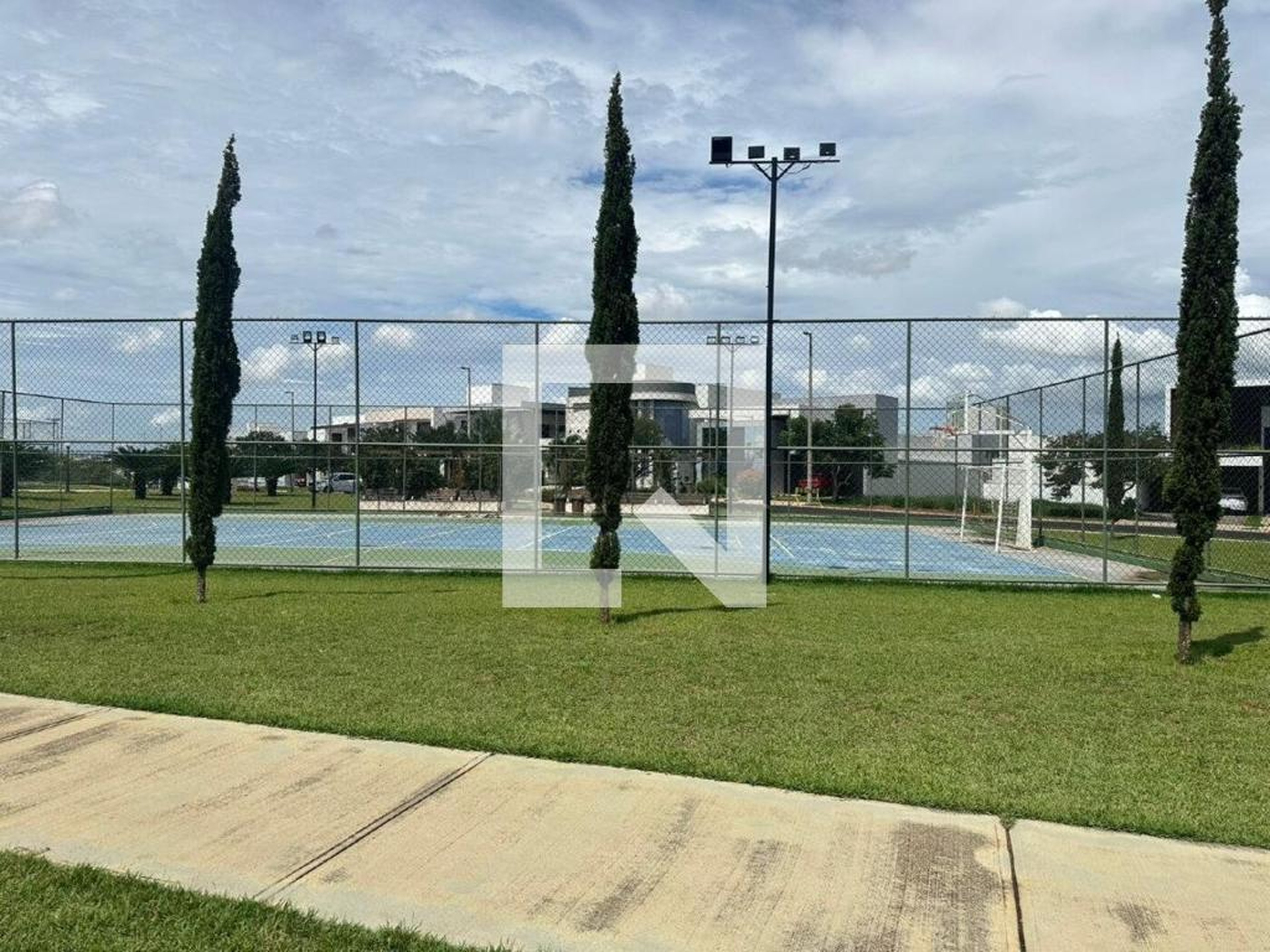 Condomínio - Jardins Versailles