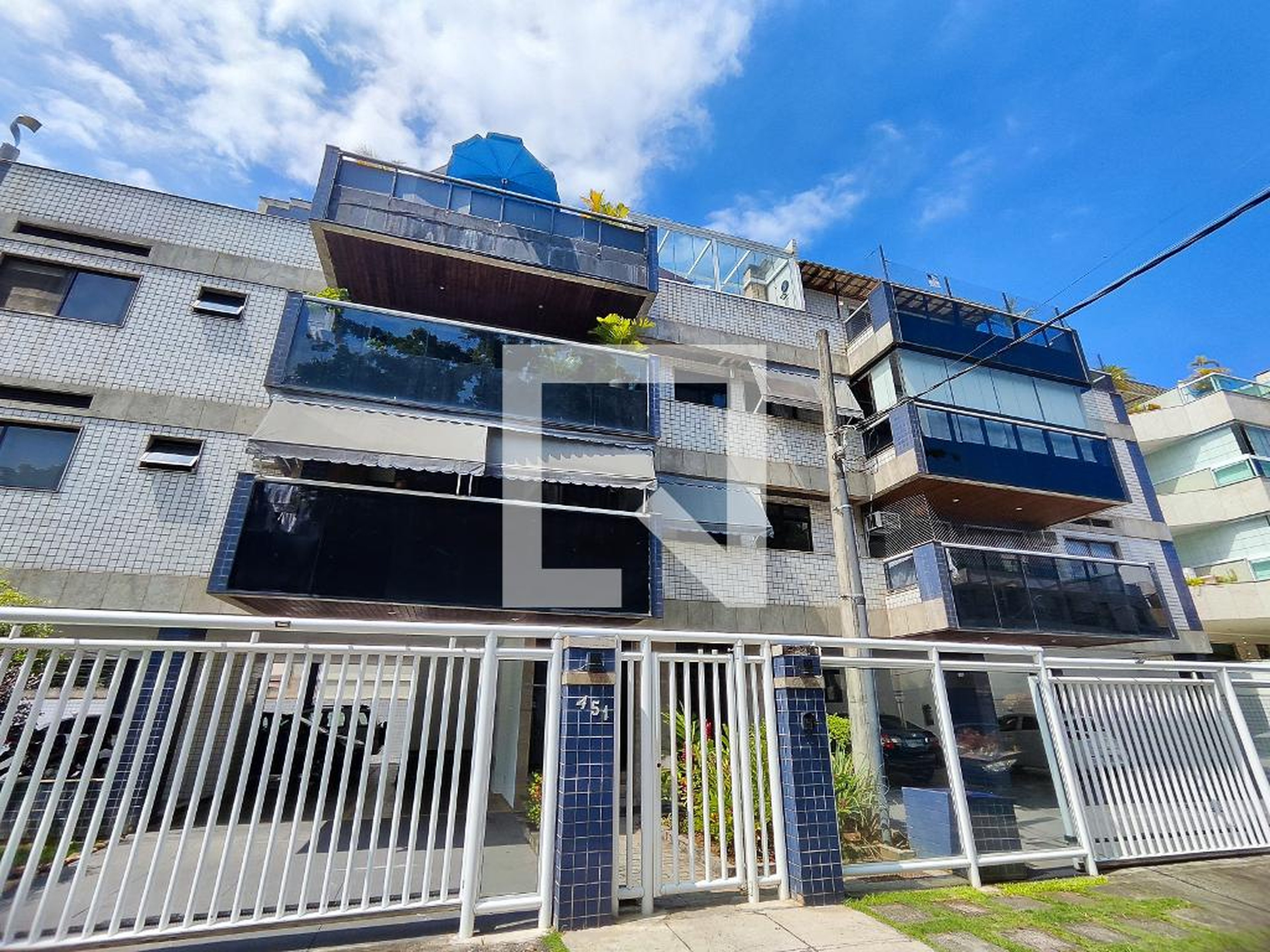 Fachada Condomínio em Rua Professor Taciel Cylleno, 451