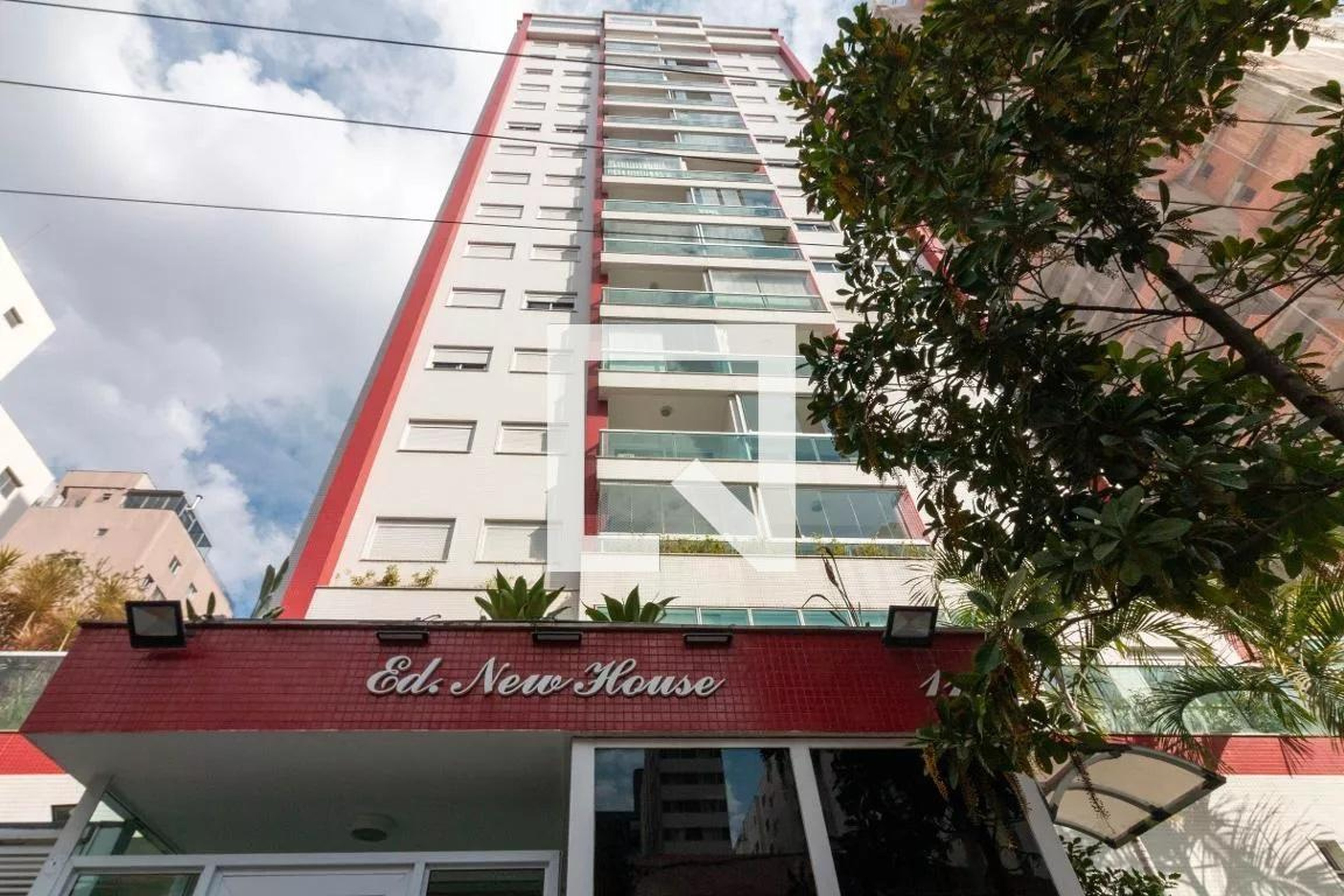 Fachada Condomínio New House Vila Olimpia