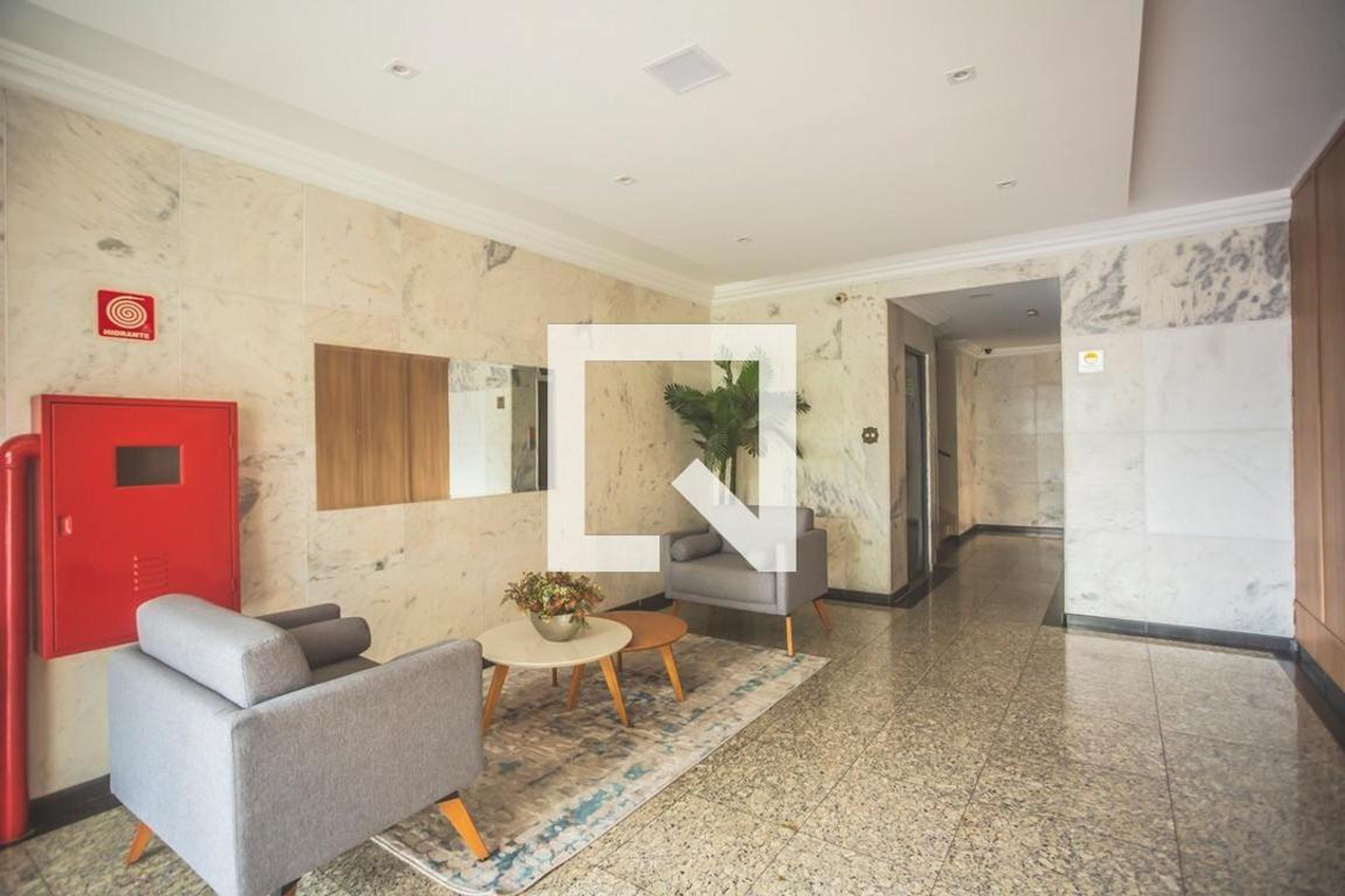 Hall de entrada - Edifício Solar Das Palmas
