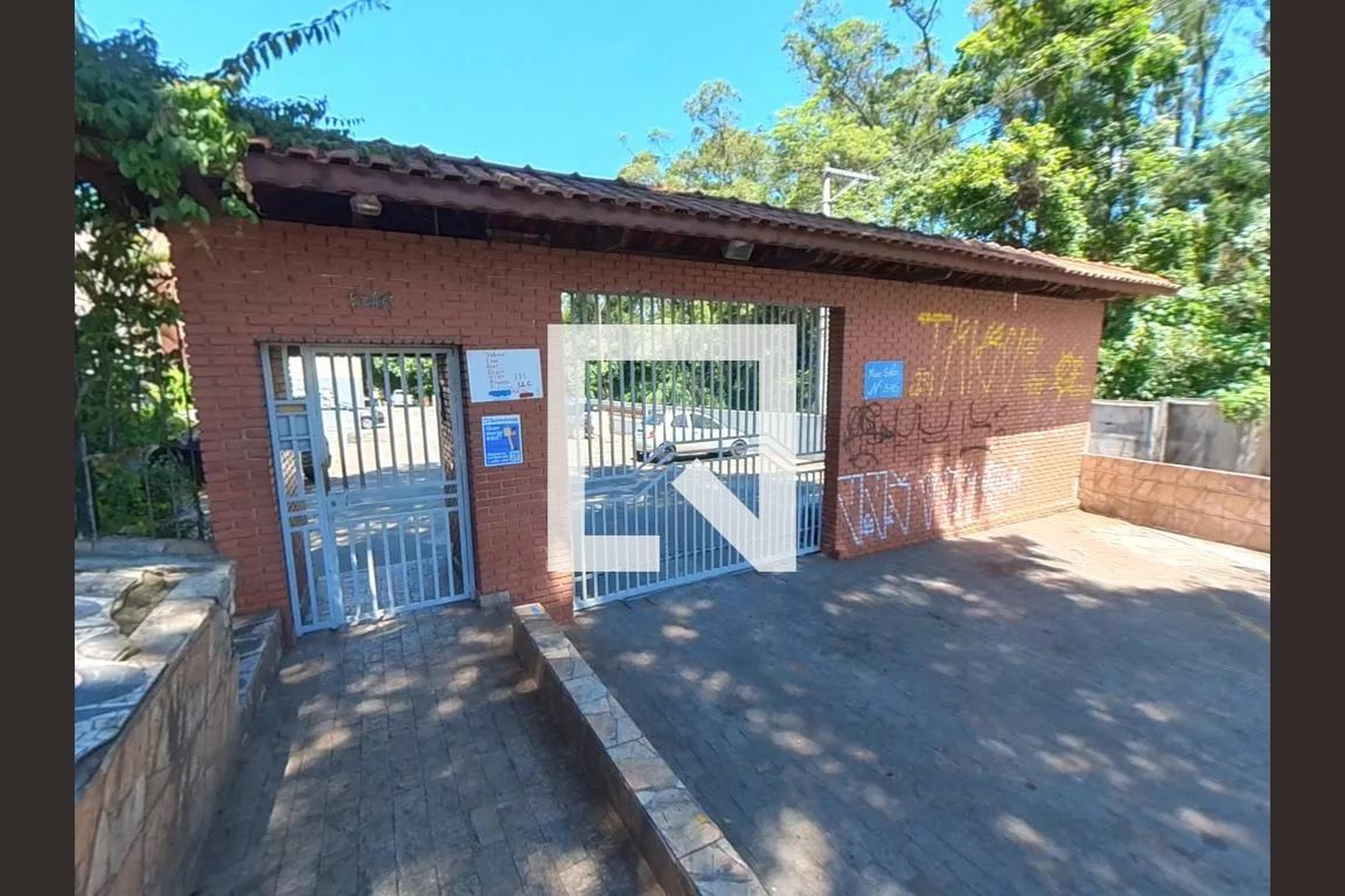 Fachada Condomínio Solar das Andorinhas