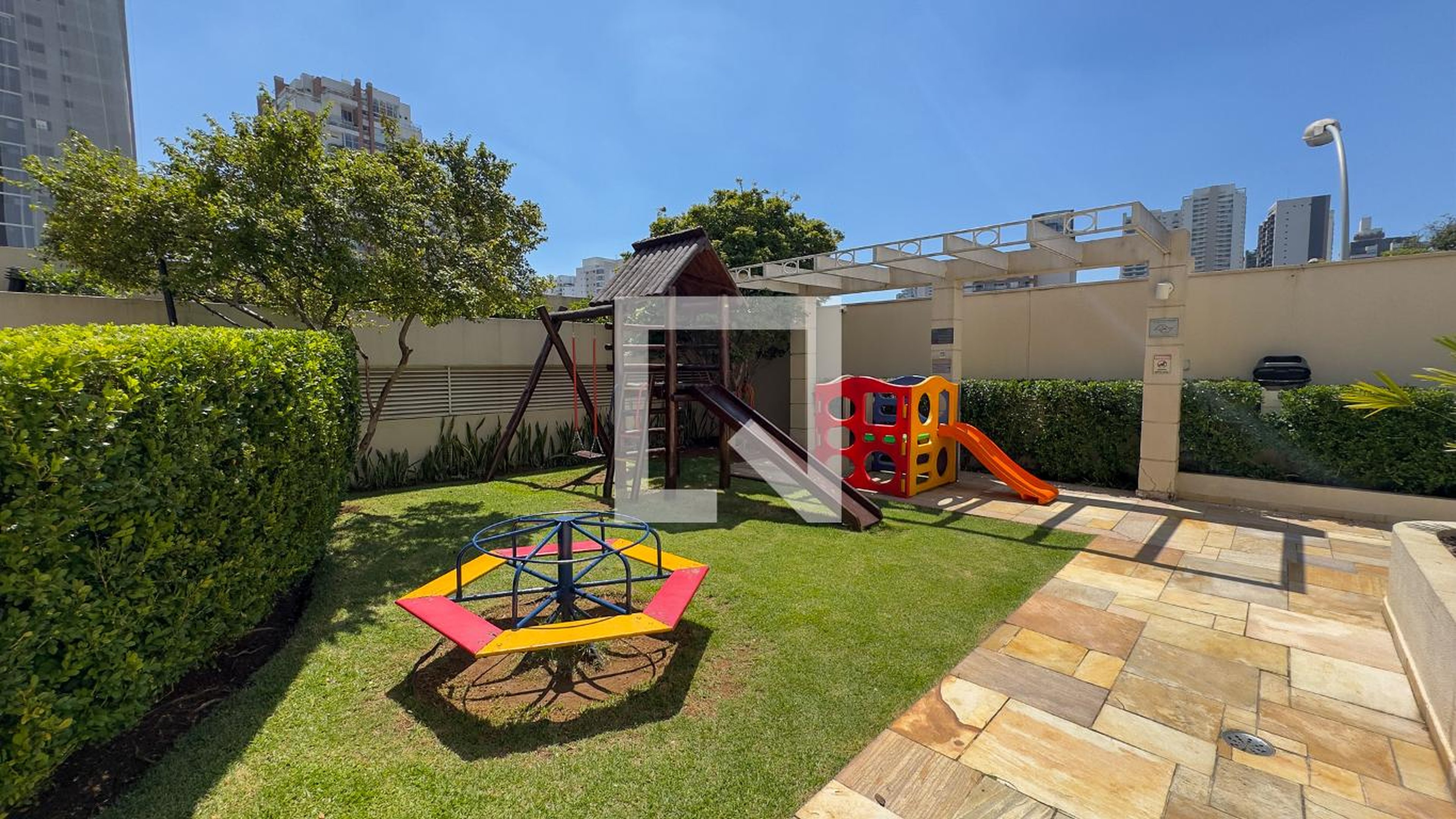 Playground - Edifício Le Richemond