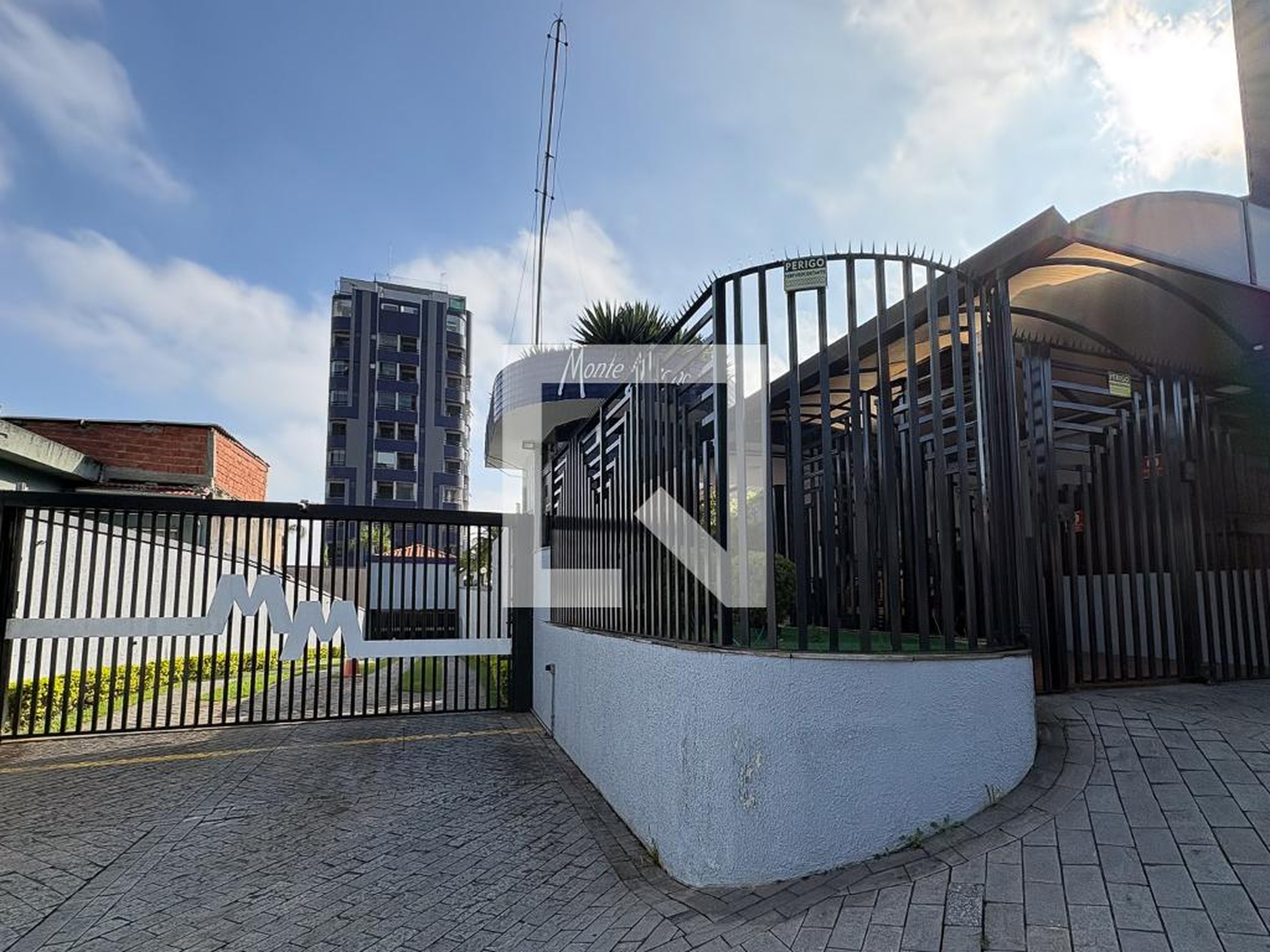 Fachada Residencial Monte Magno