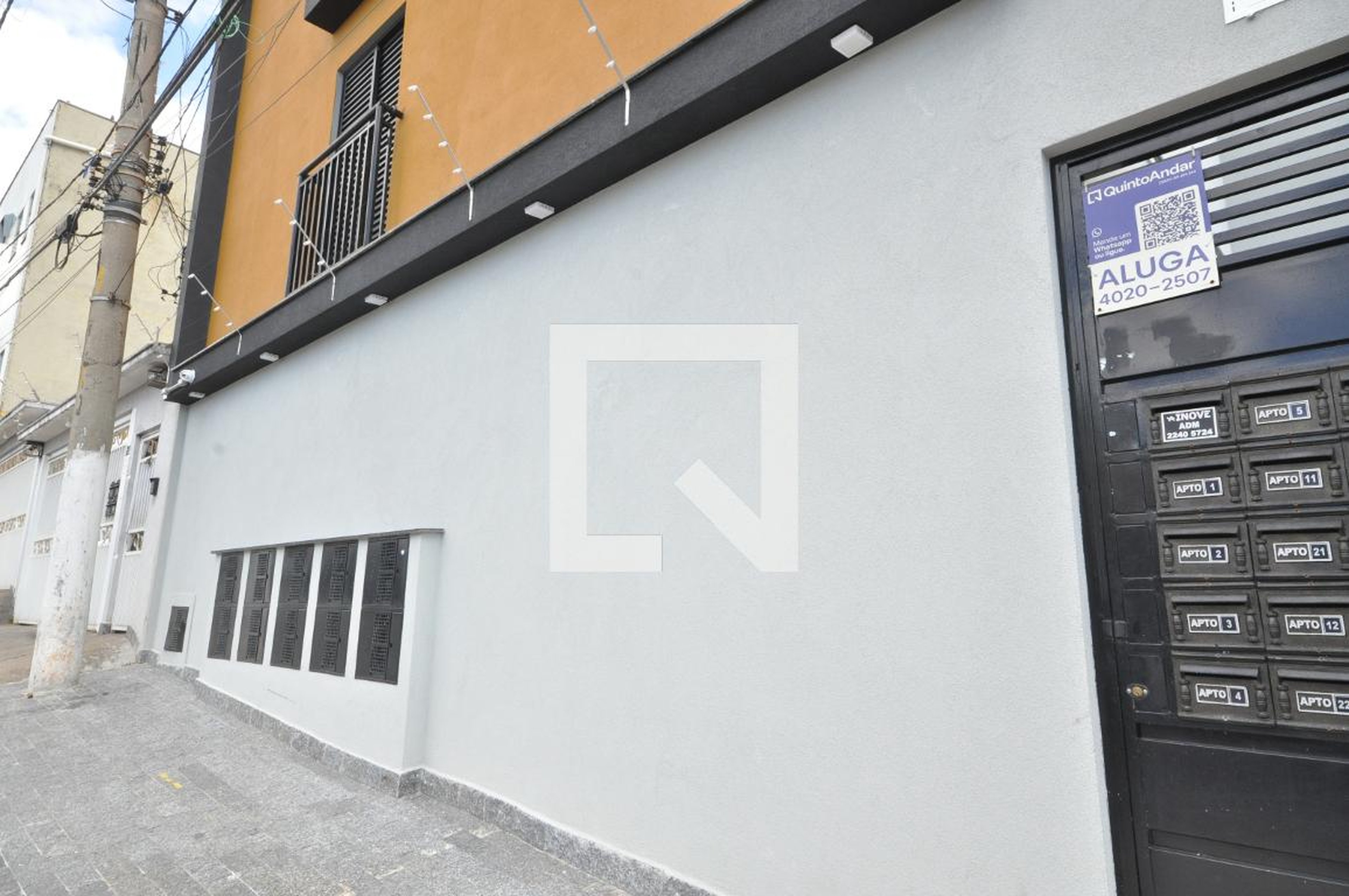 Fachada Condomínio em Rua Gonçalves Aranha, 37