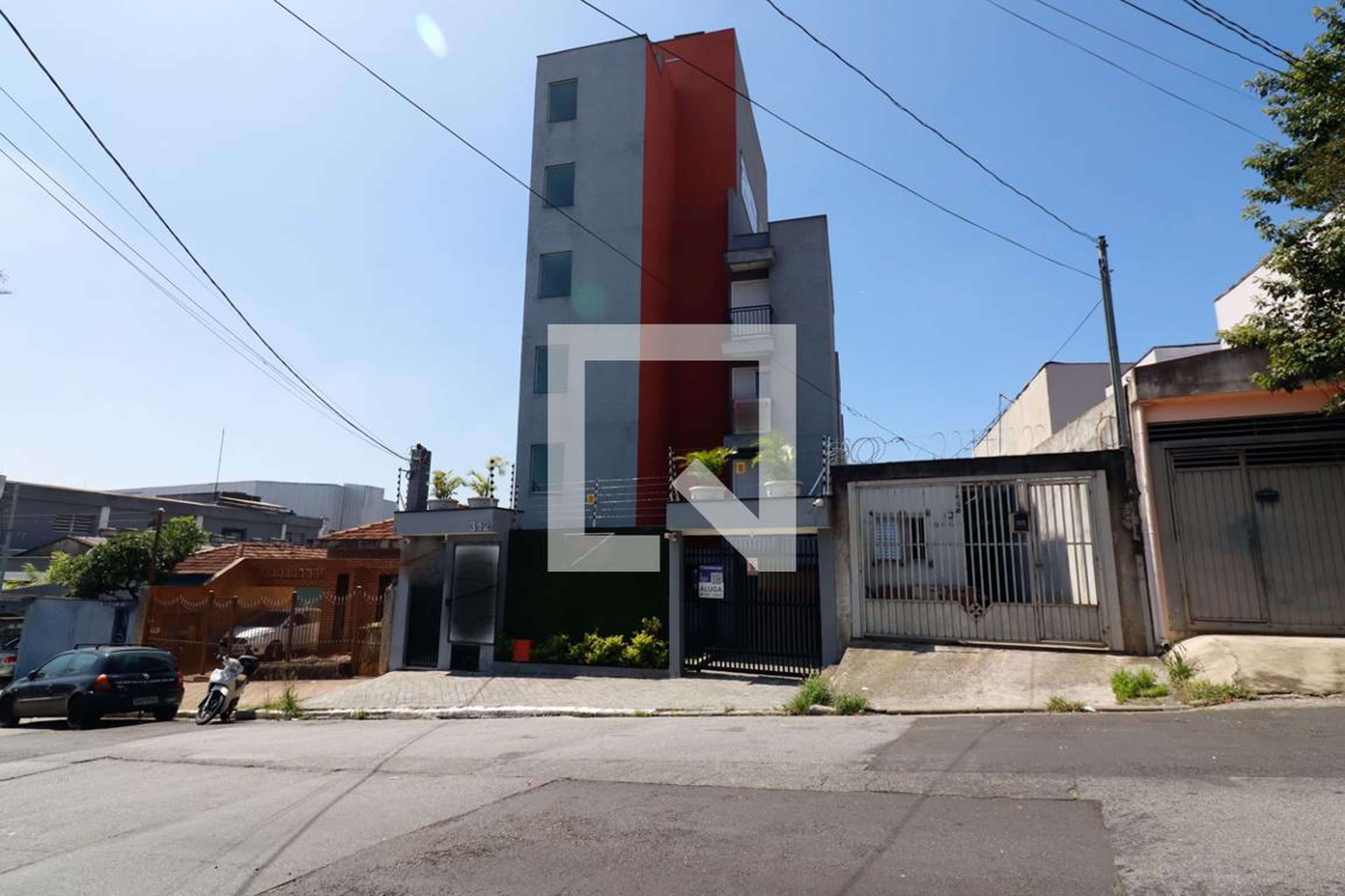 Fachada Condomínio em Avenida Hermilo Alves, 312