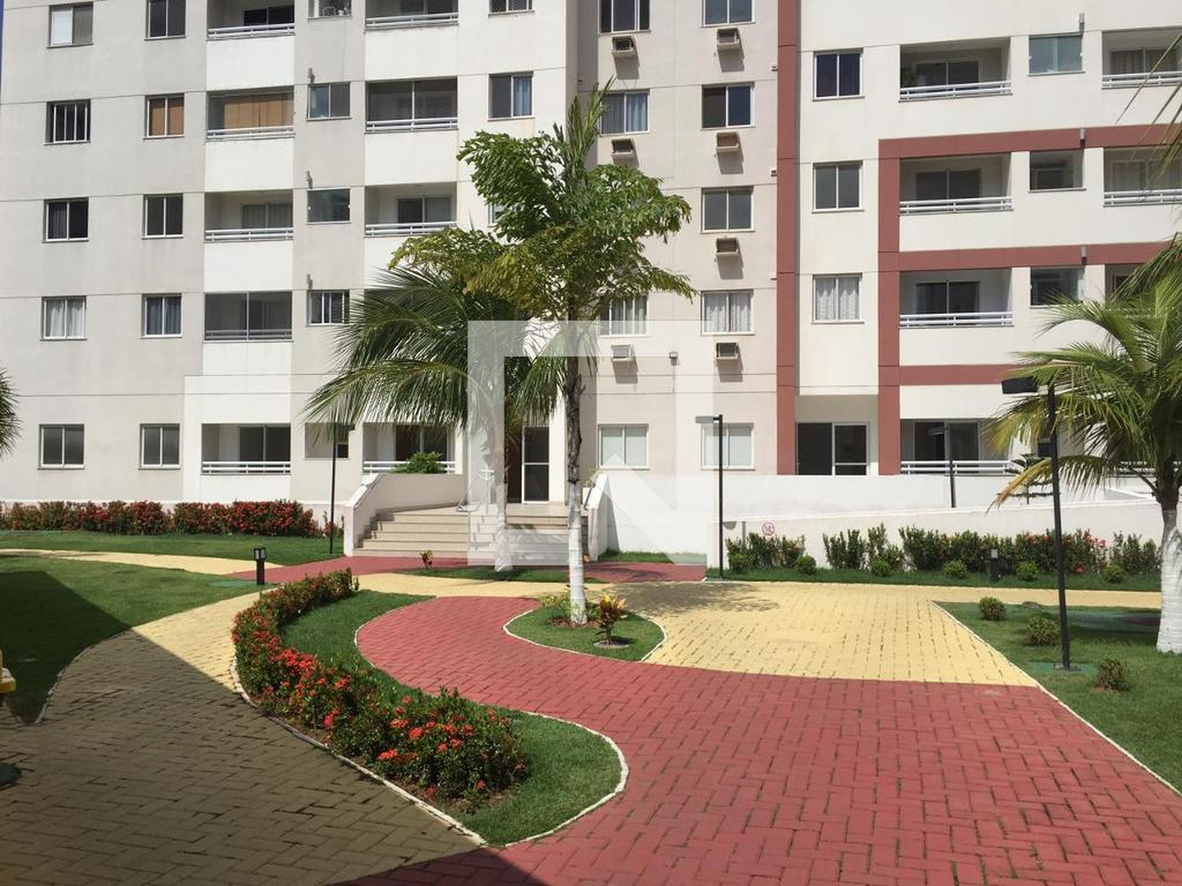 Fachada Condomínio em Rua Rio Trobogi, 290