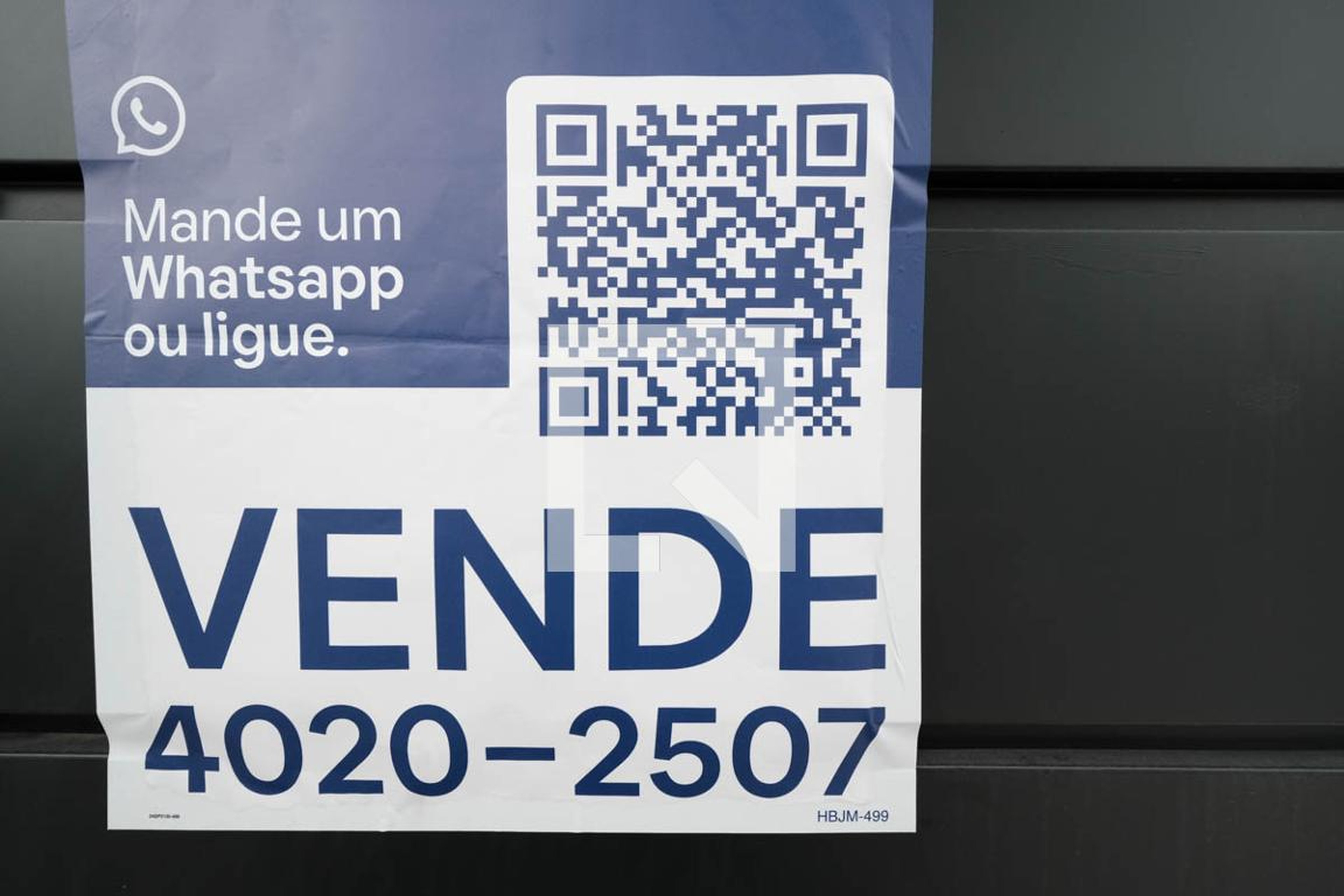 Fachada Condomínio em Rua Vicente La Giudice, 90