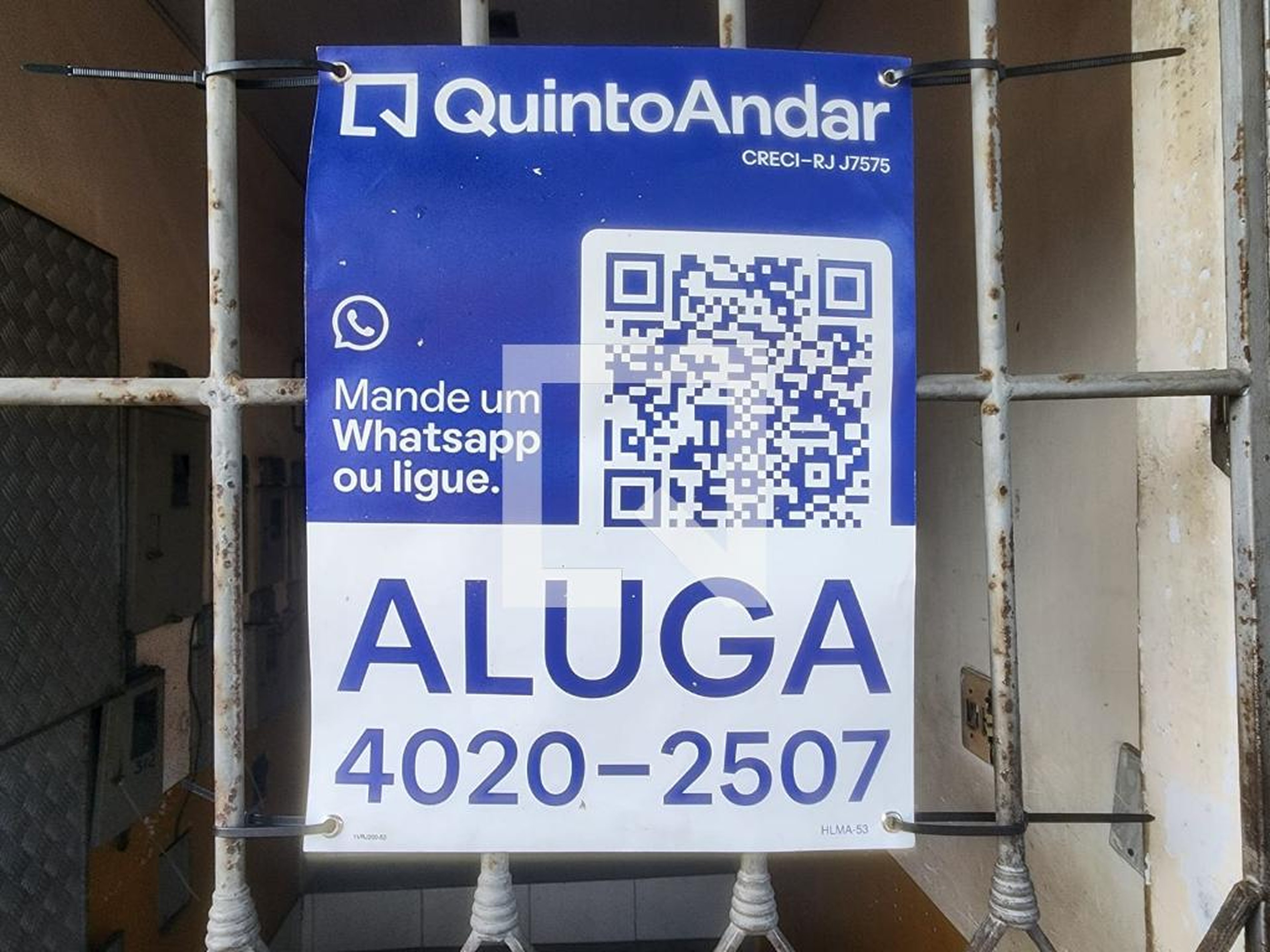 Fachada Condomínio em Avenida Jornalista Roberto Marinho, 335