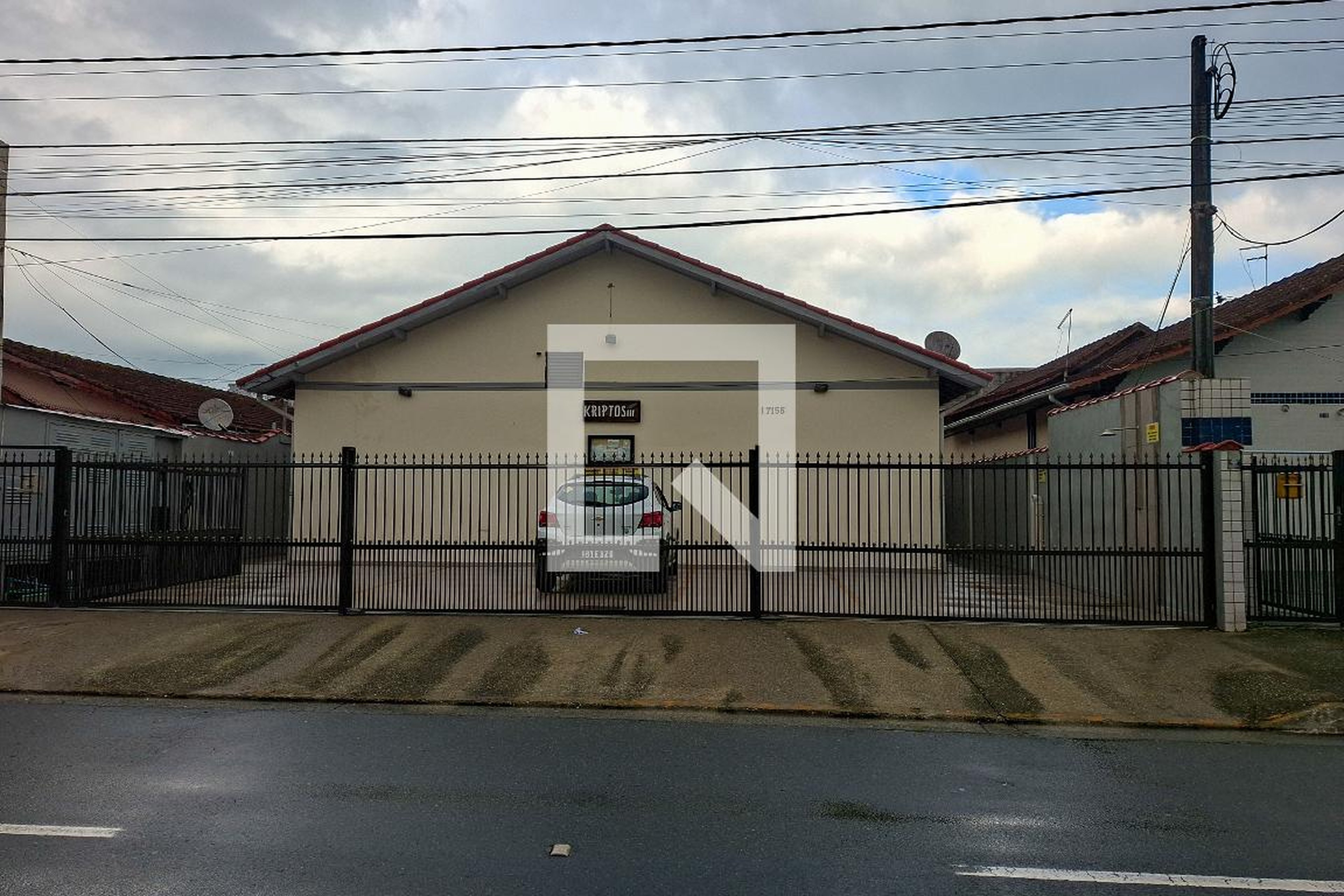 Fachada Condomínio em Avenida Doutor Roberto de Almeida Vinhas, 17155