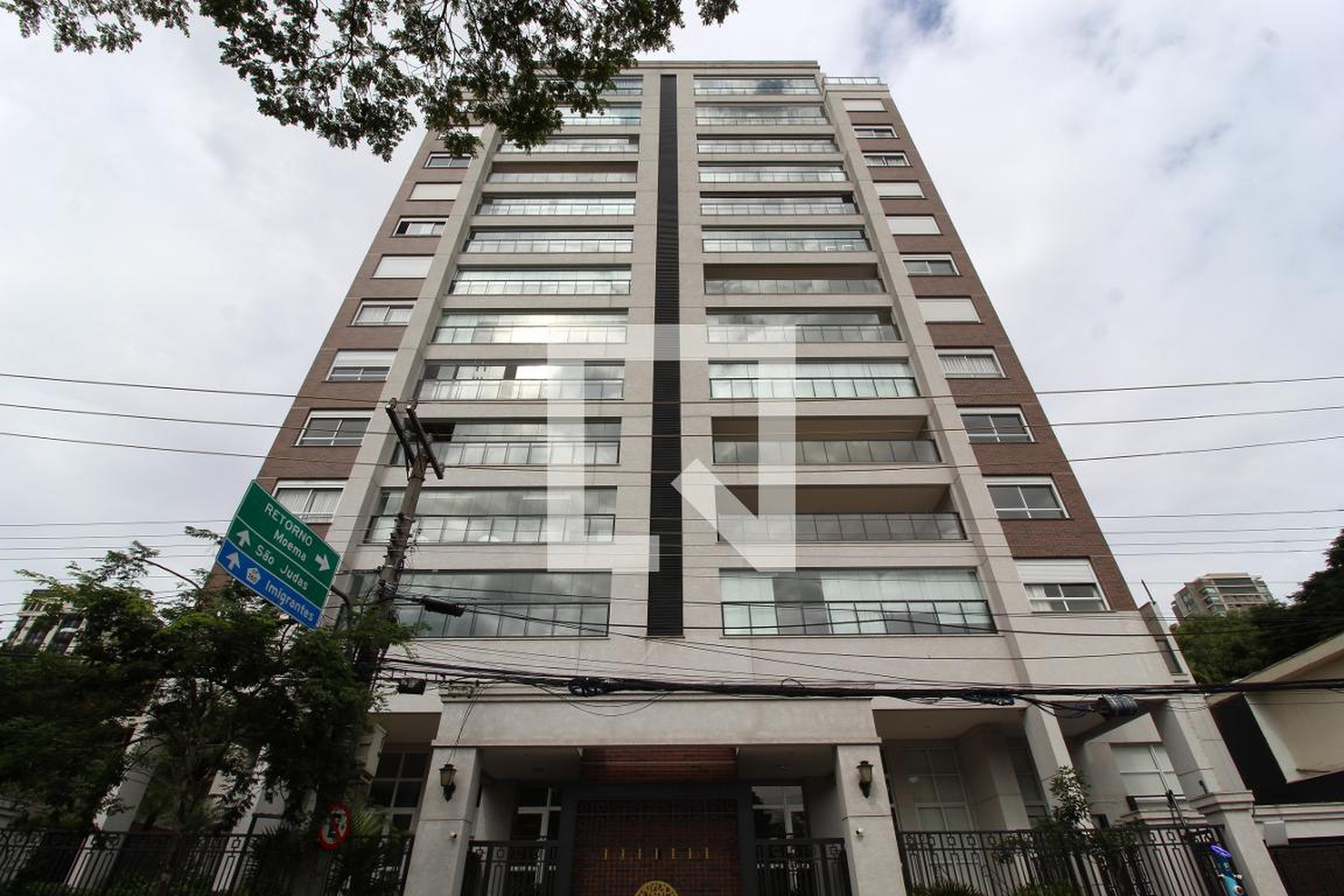 Fachada do Prédio Condomínio Le Jardim