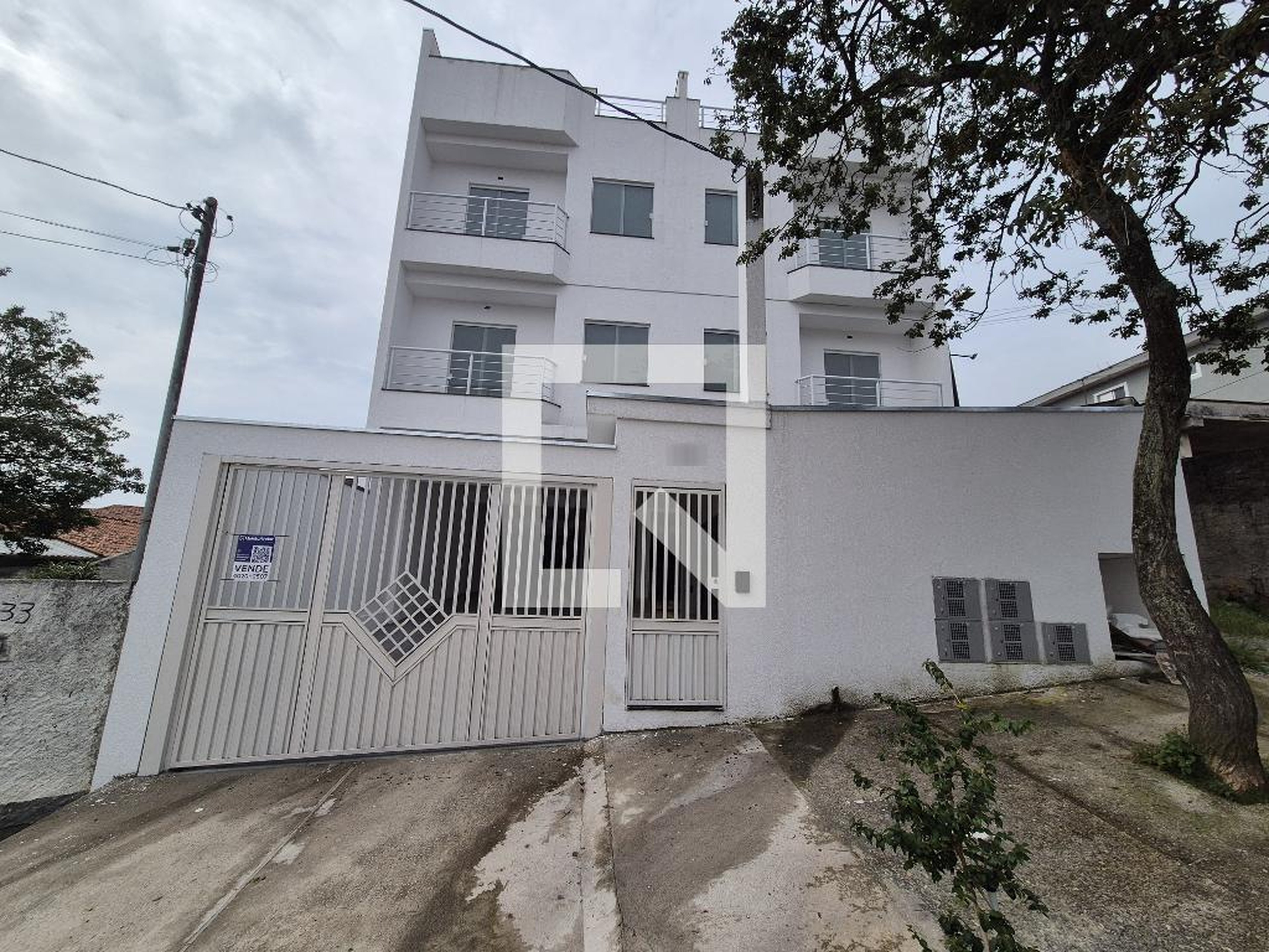 Fachada Condomínio em Rua Rio de Janeiro, 143