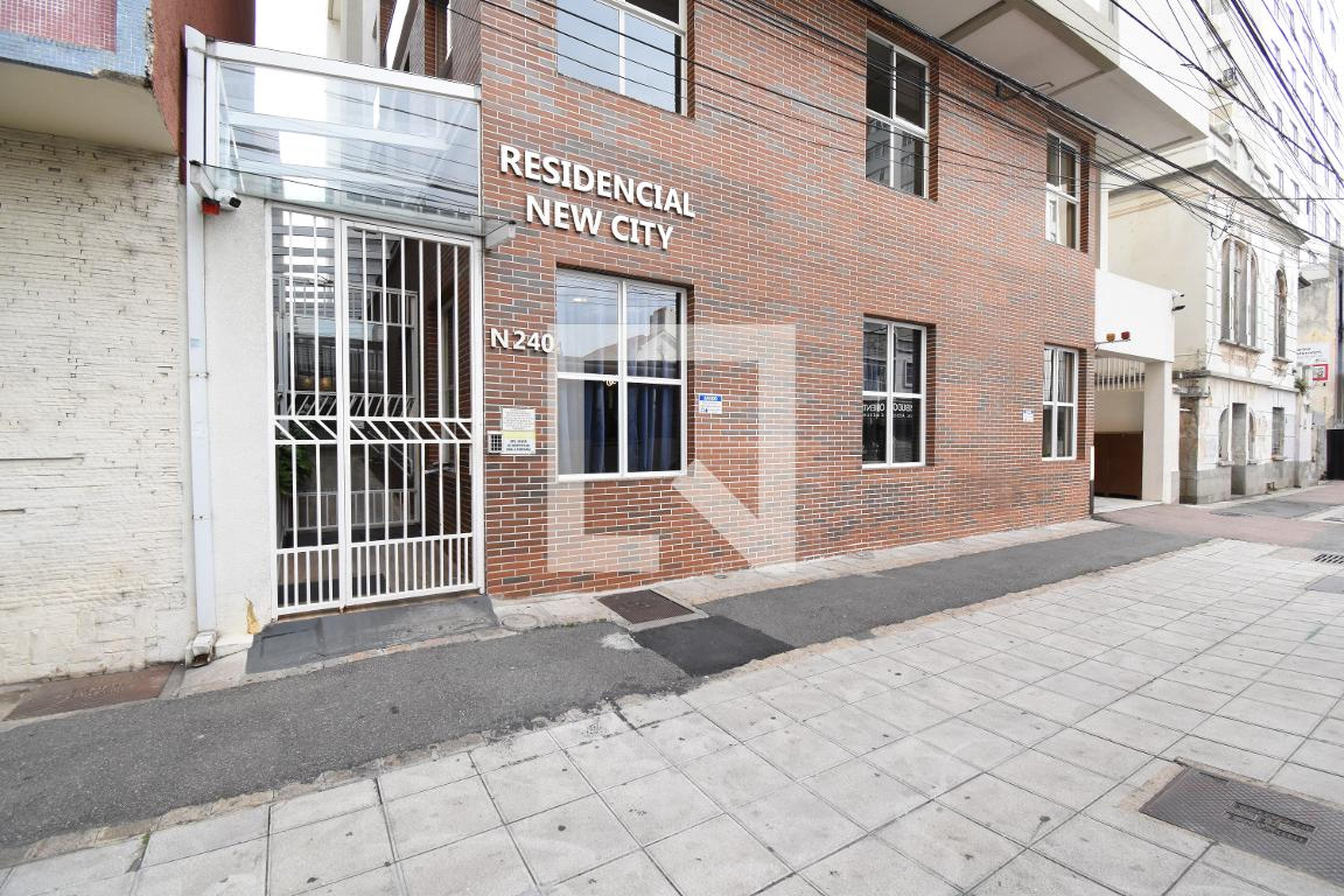 Fachada Residencial . New . City