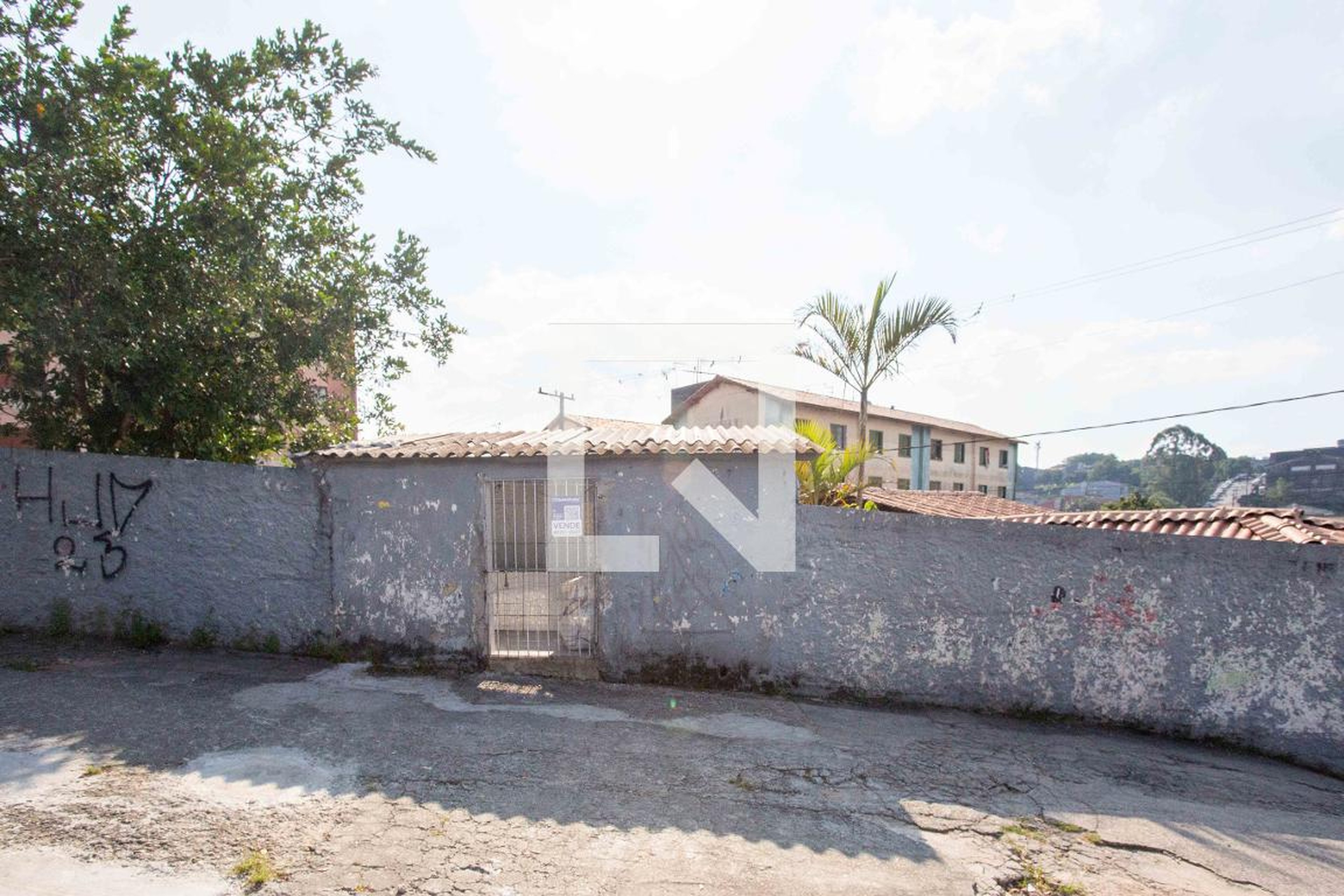 Fachada Condomínio em Estrada do Rufino, 937