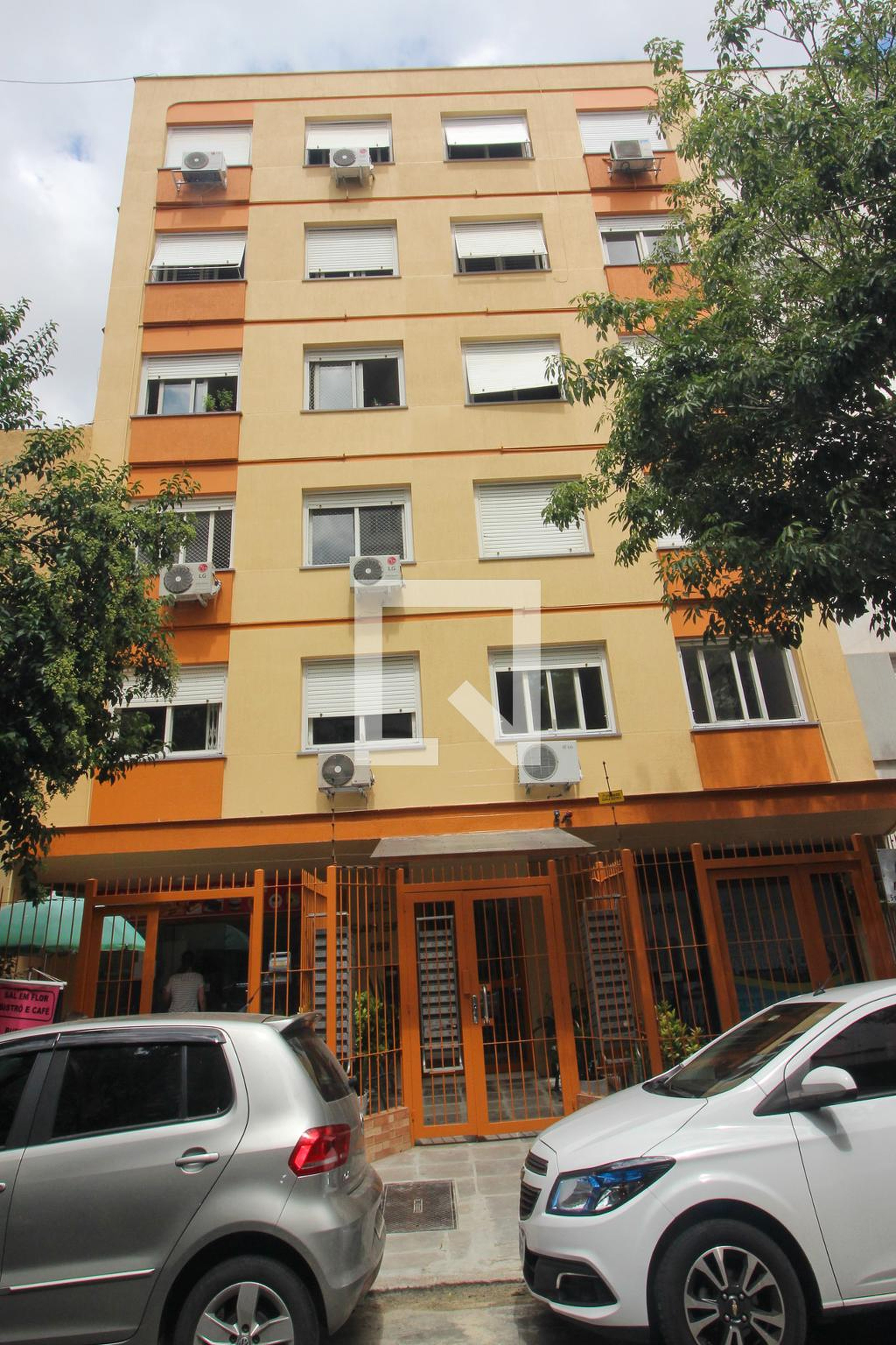 Fachada do Prédio Condomínio San Siro