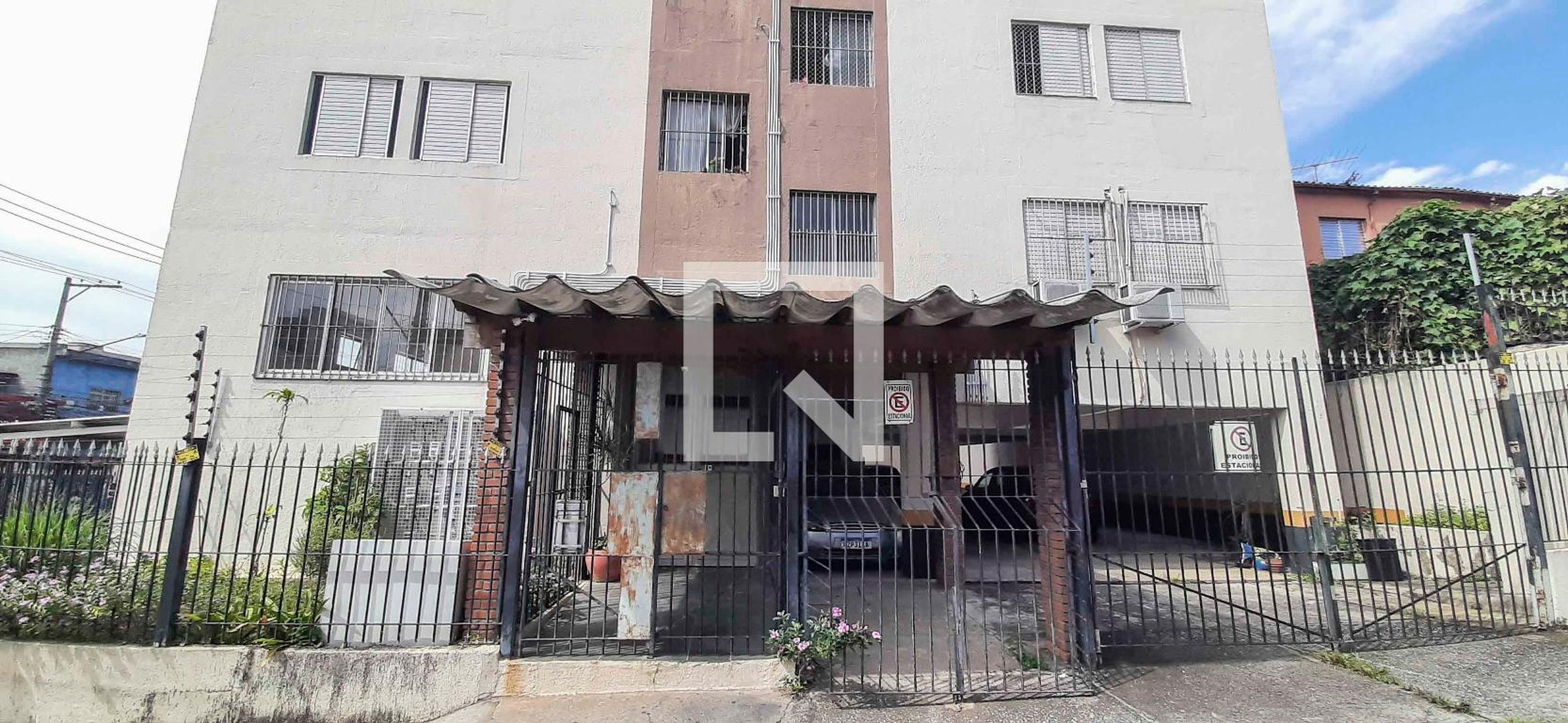 Fachada do Prédio Condomínio Carmel