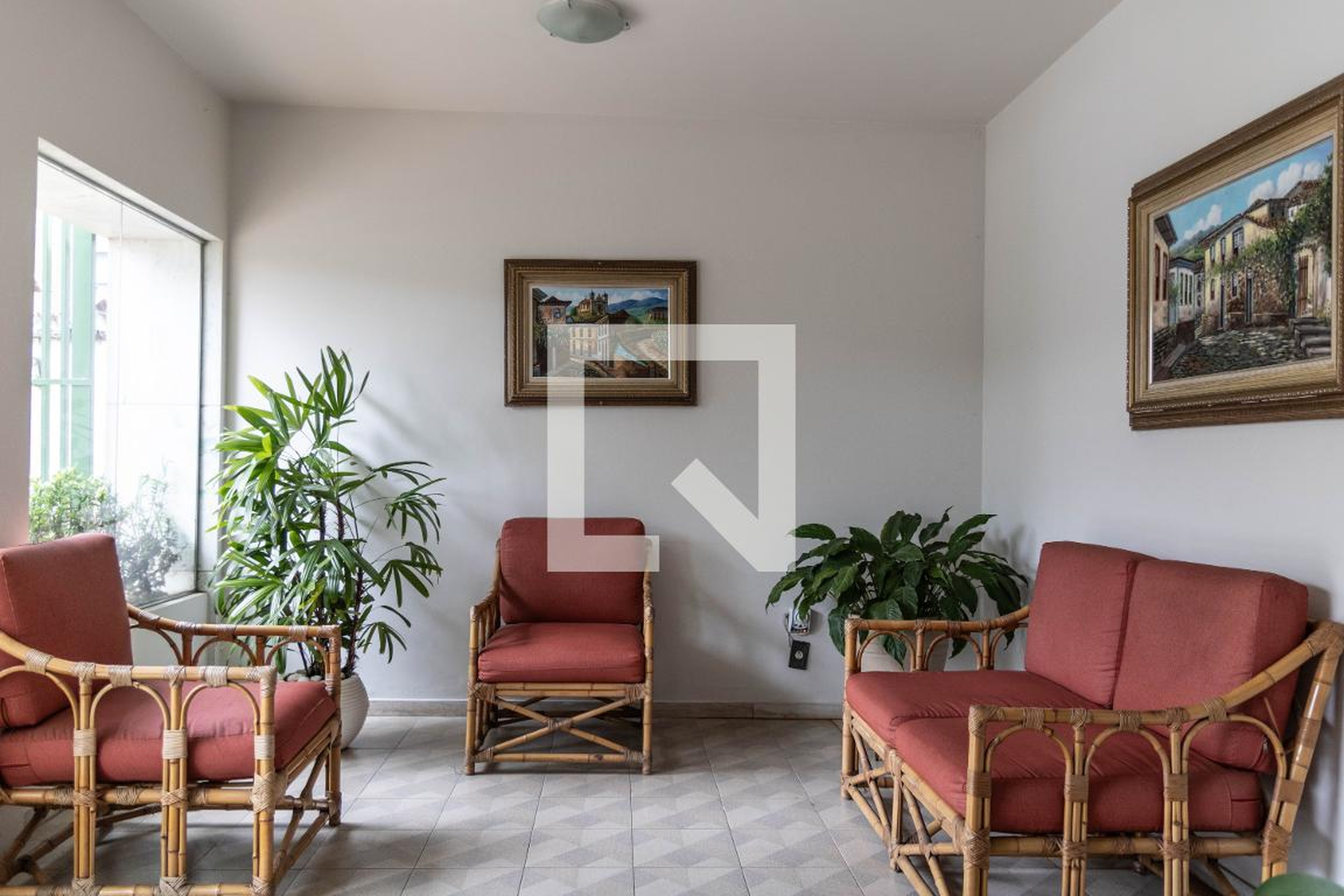 Hall de entrada Condomínio em Rua Ametista, 603