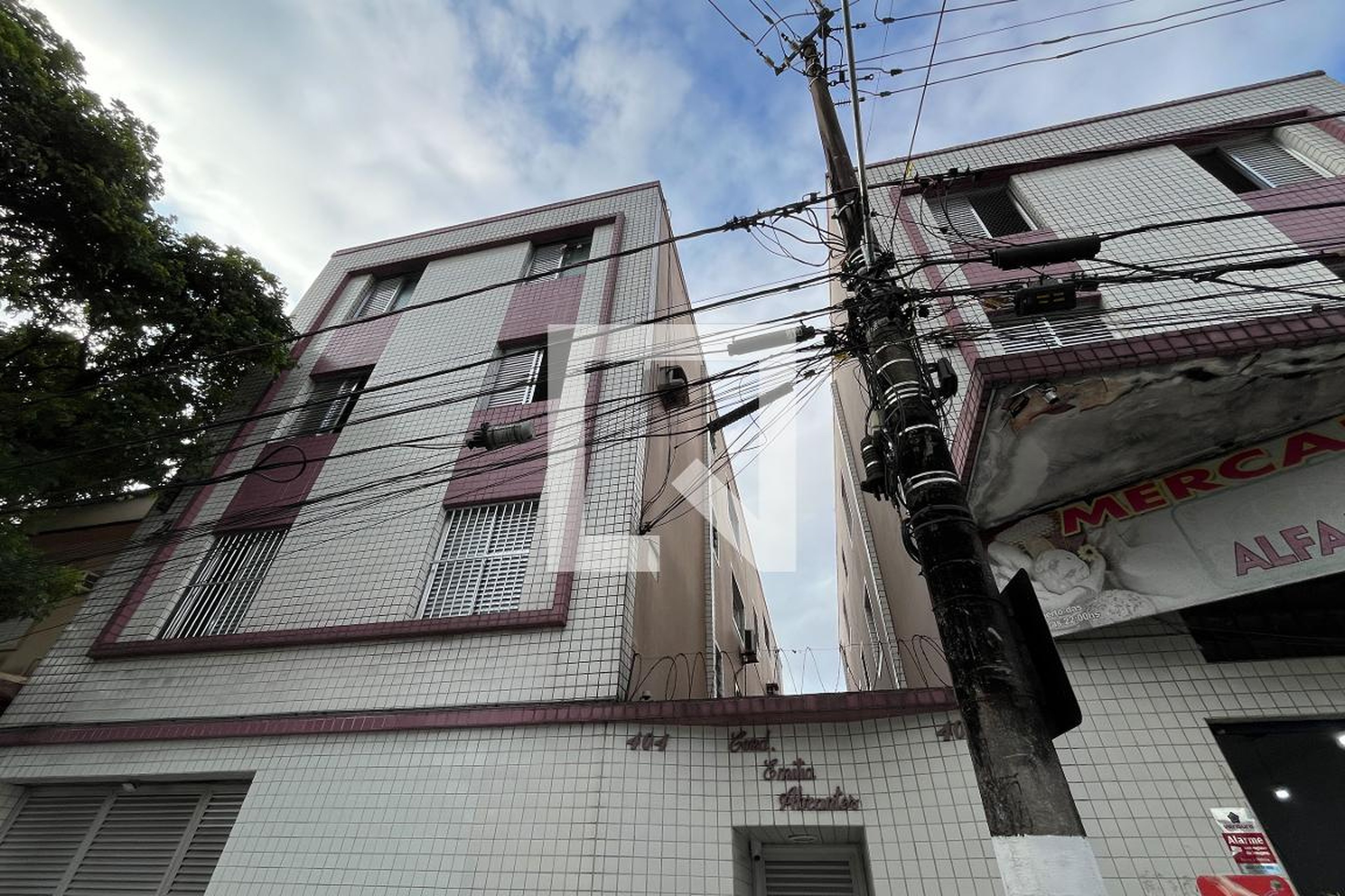 Fachada Condomínio em Avenida Conselheiro Rodrigues Alves, 404