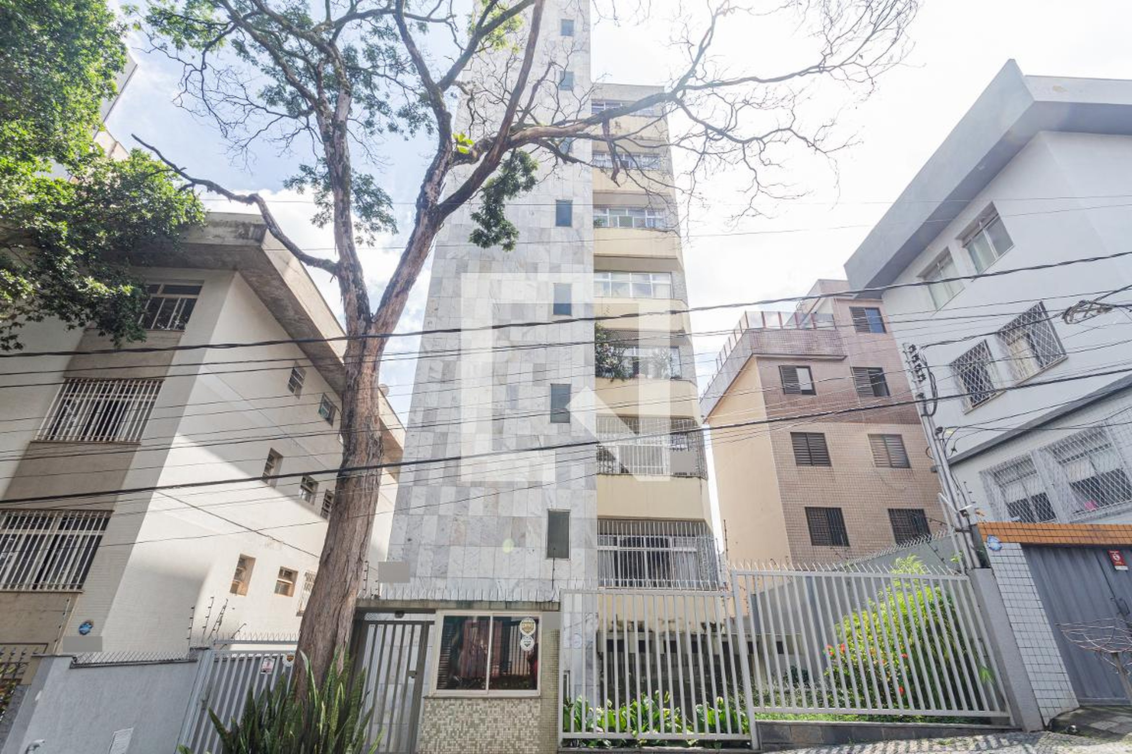 Fachada Condomínio em Rua Antônio Dias, 42