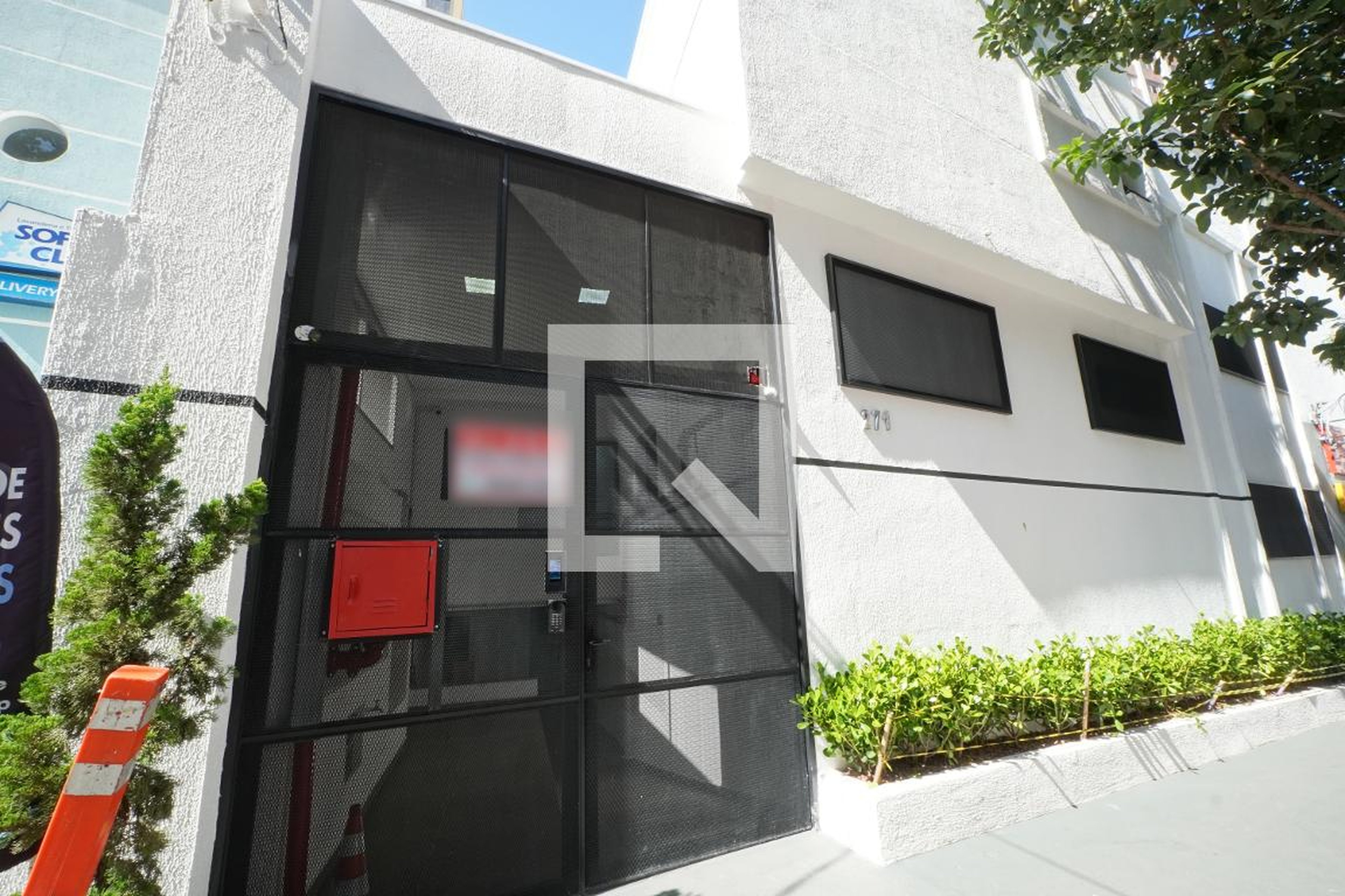 Fachada Condomínio em Rua Pelotas, 271