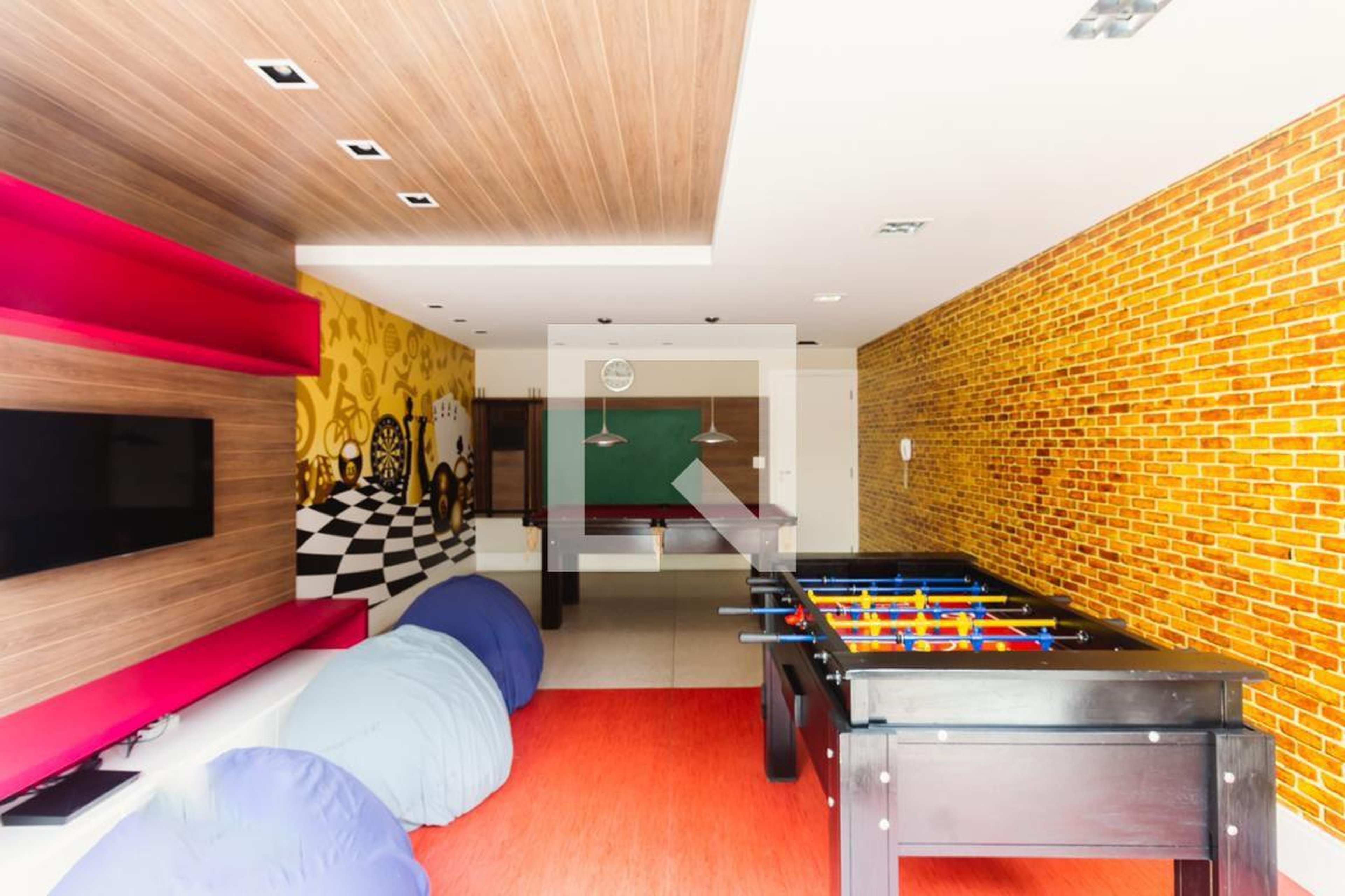 Sala de Jogos - Le Espace Vila Romana