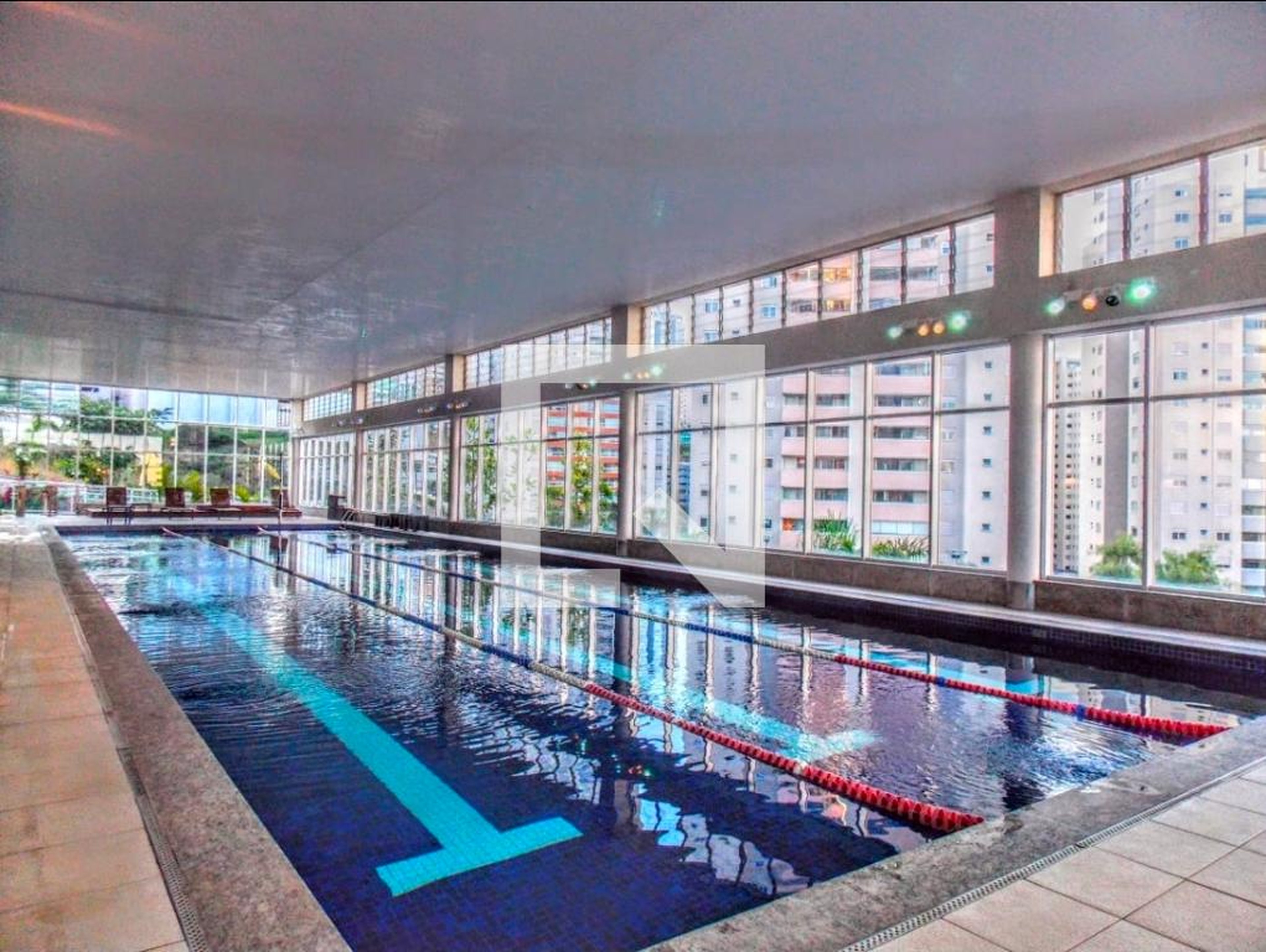 Piscina Coberta - 