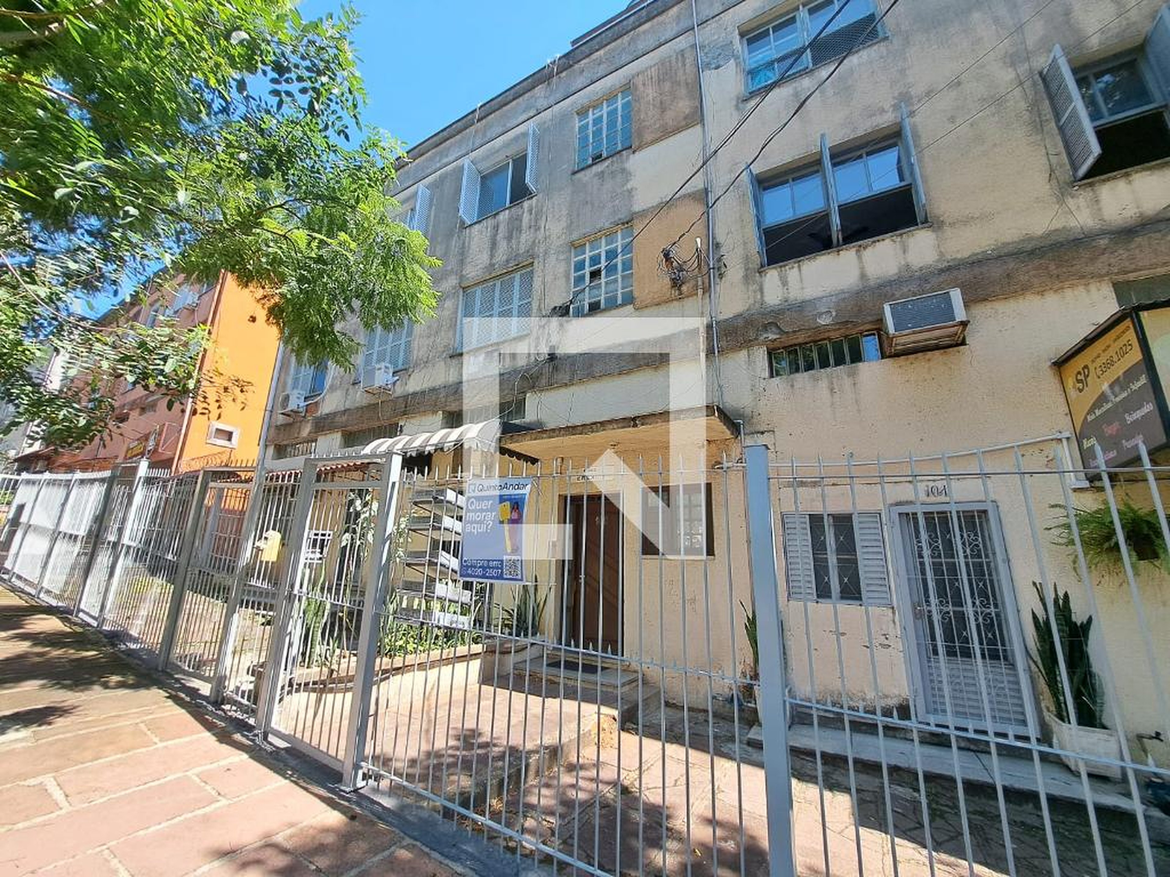 Fachada Condomínio Erechin