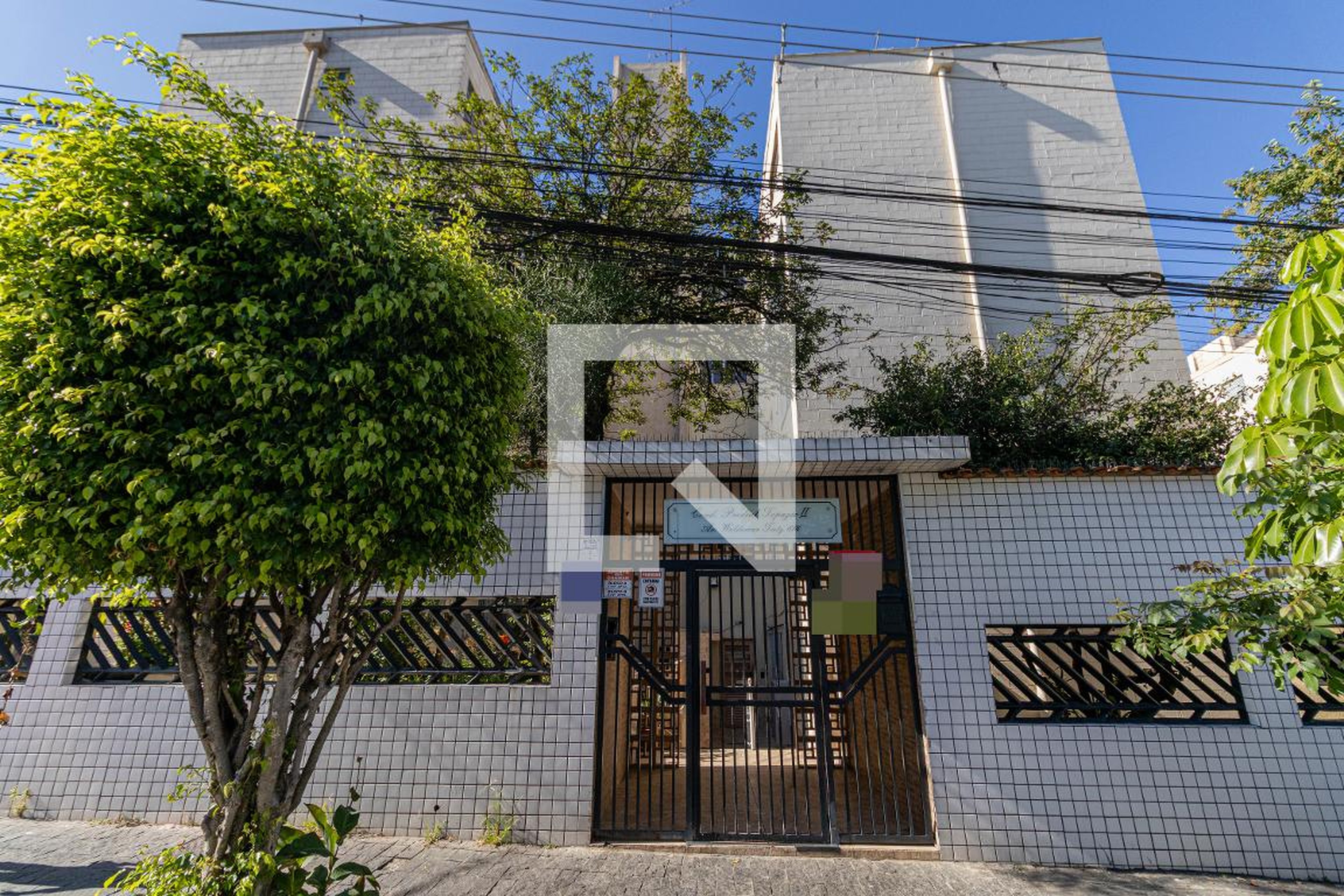 Fachada Condomínio em Avenida Waldemar Tietz, 614