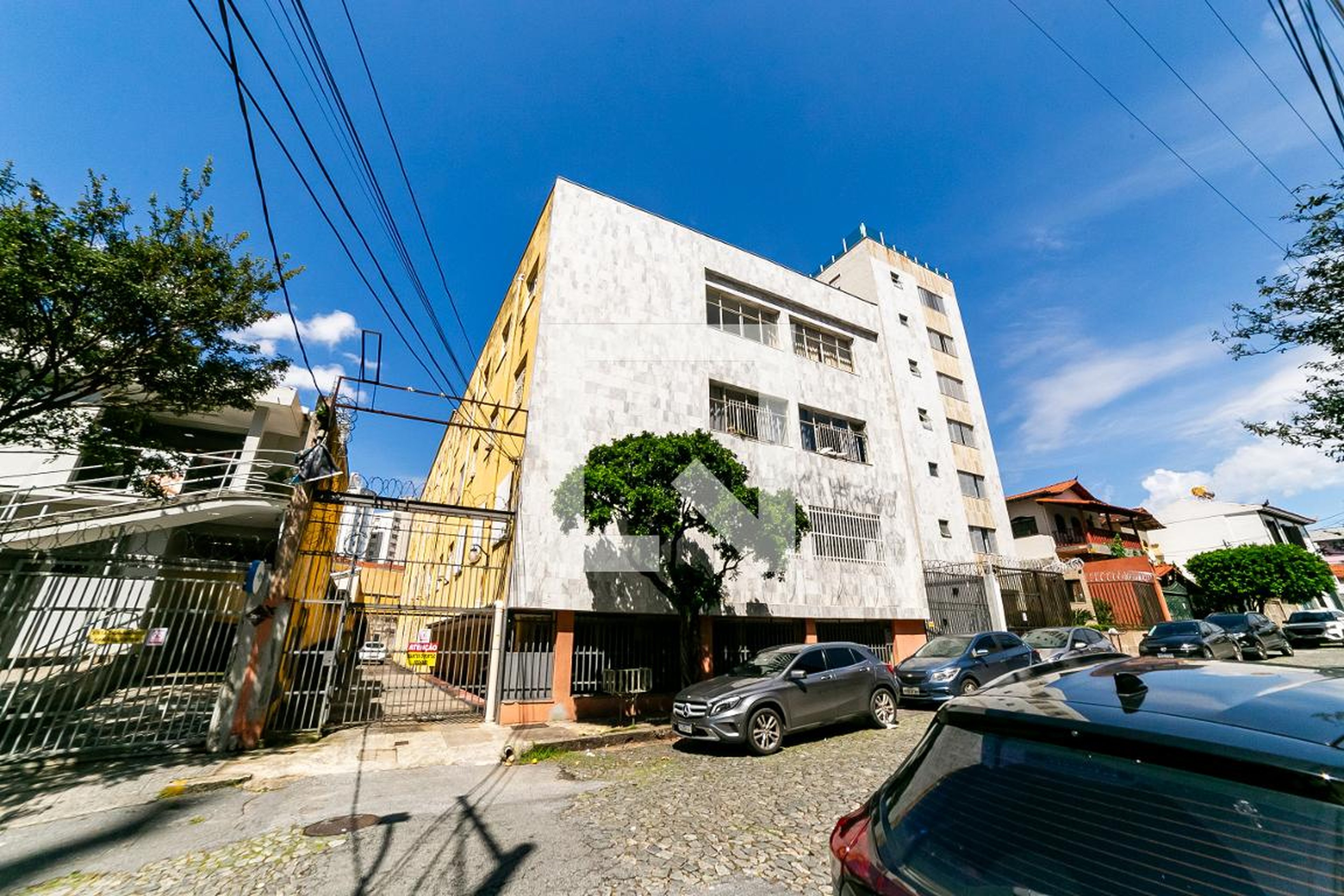 Fachada do Prédio Condomínio em Rua Silva Jardim, 97