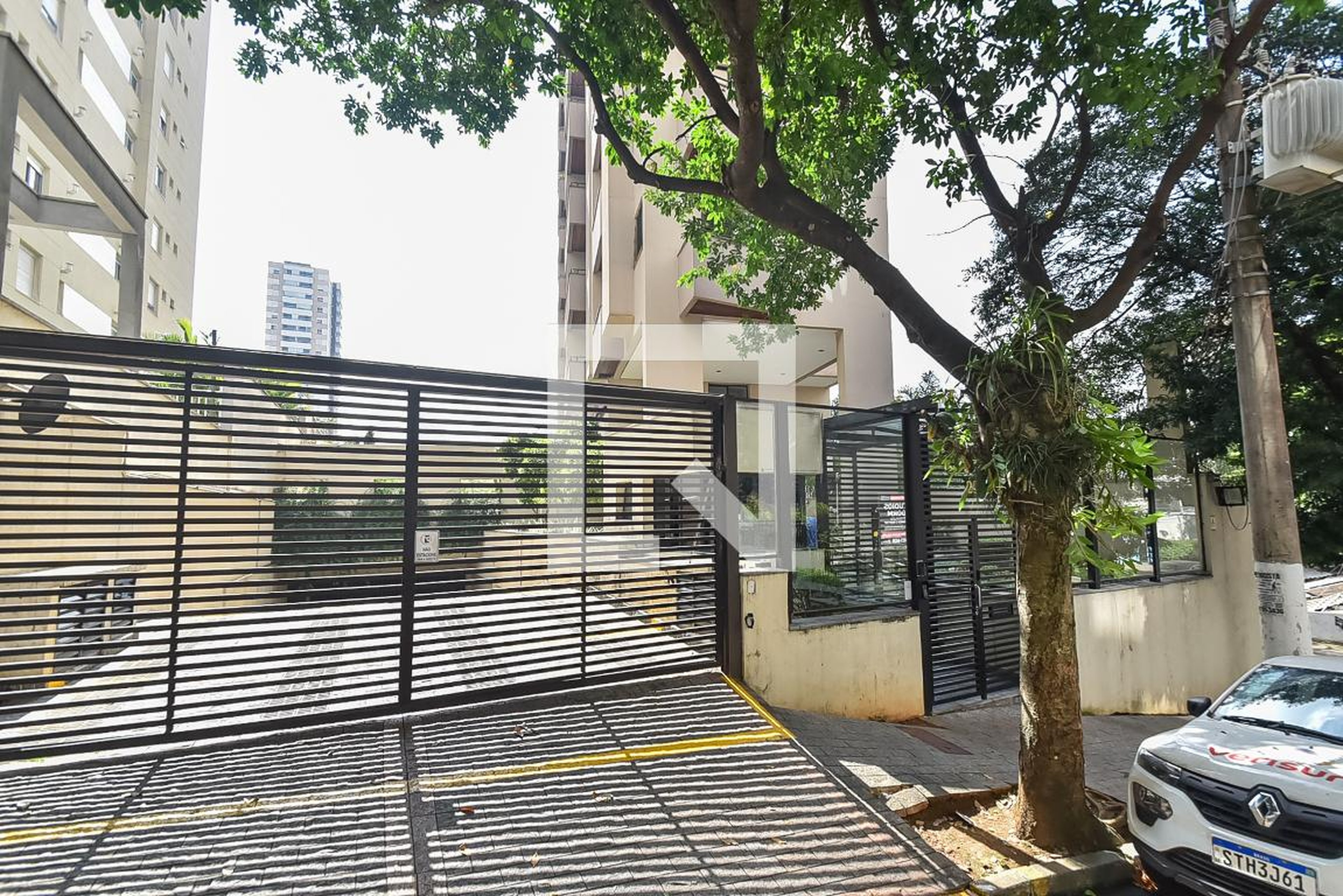 Fachada Edifício Pau Brasil