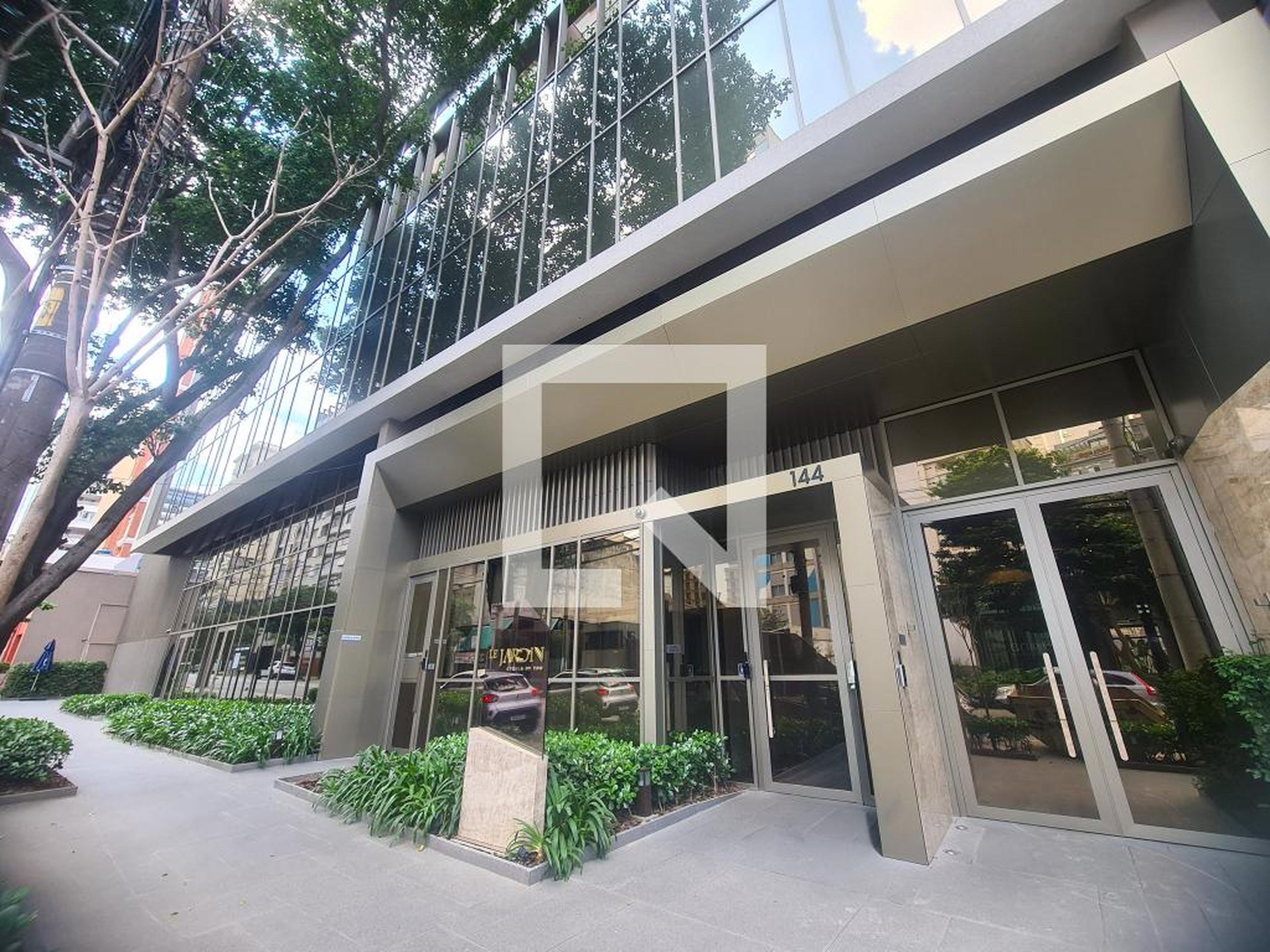 Fachada Condomínio Le Jardin Cyrela by YOO