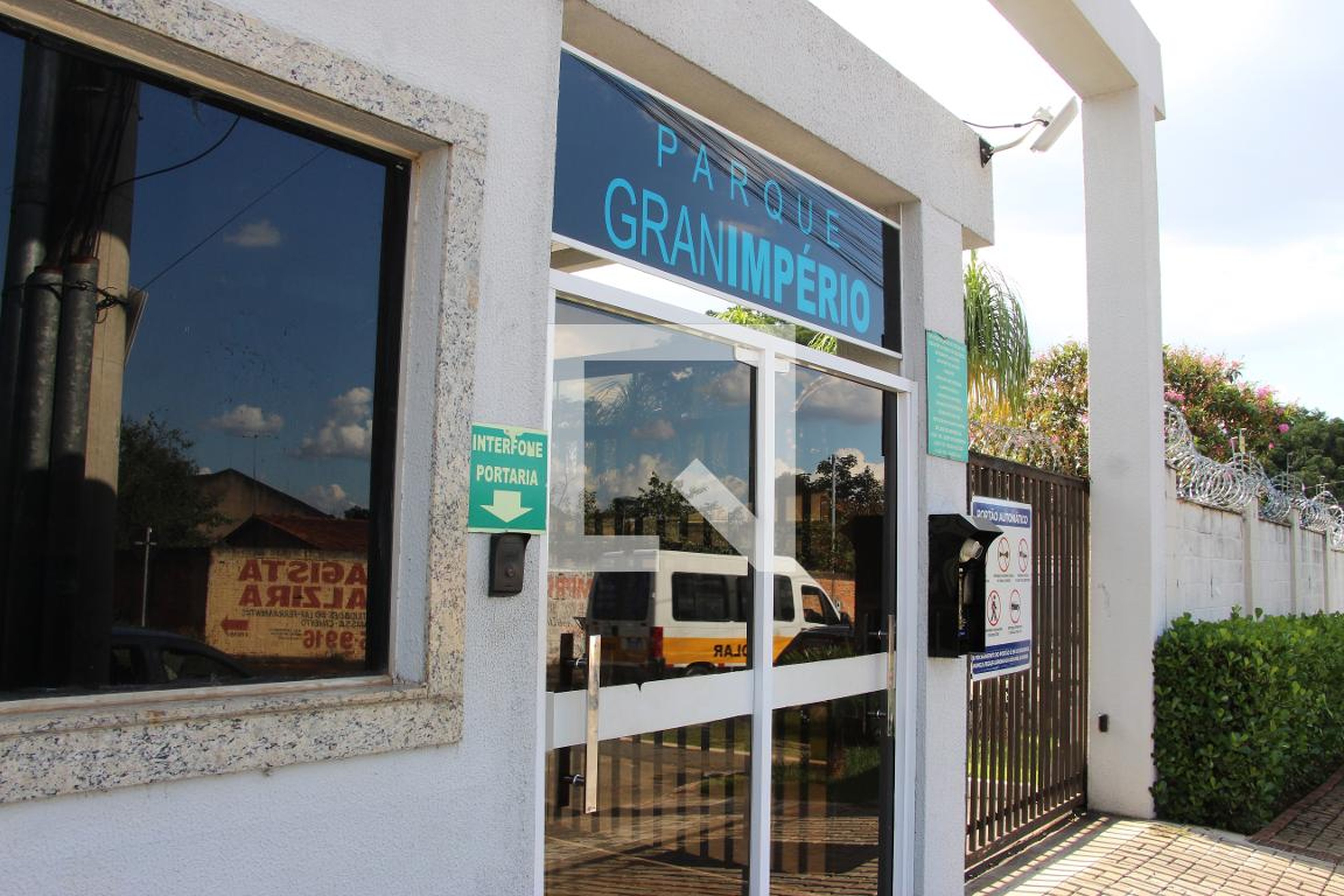 Fachada do Prédio Condomínio Gran Império