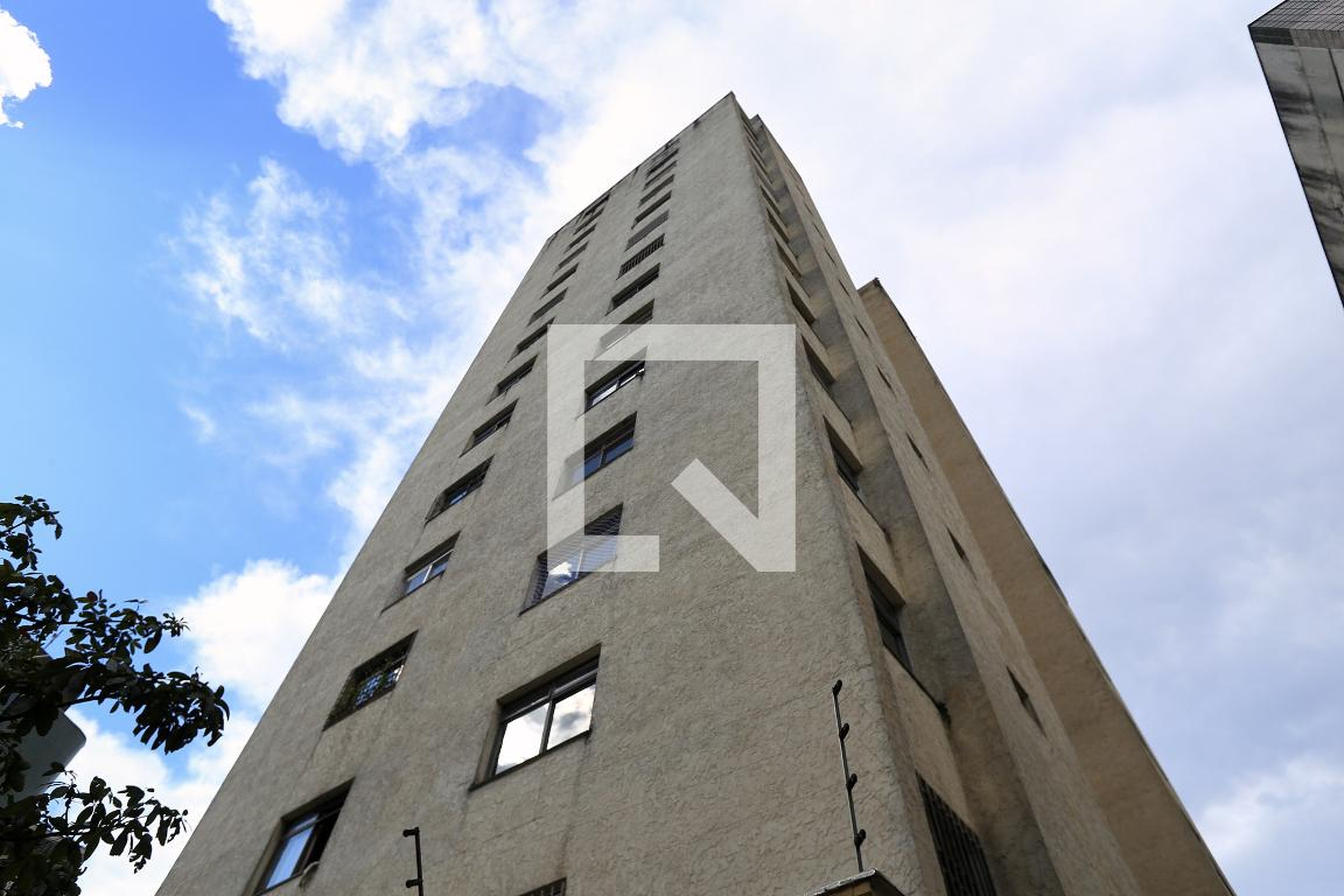 Fachada Condomínio em Rua Wânia Carvalho Silveira, 51