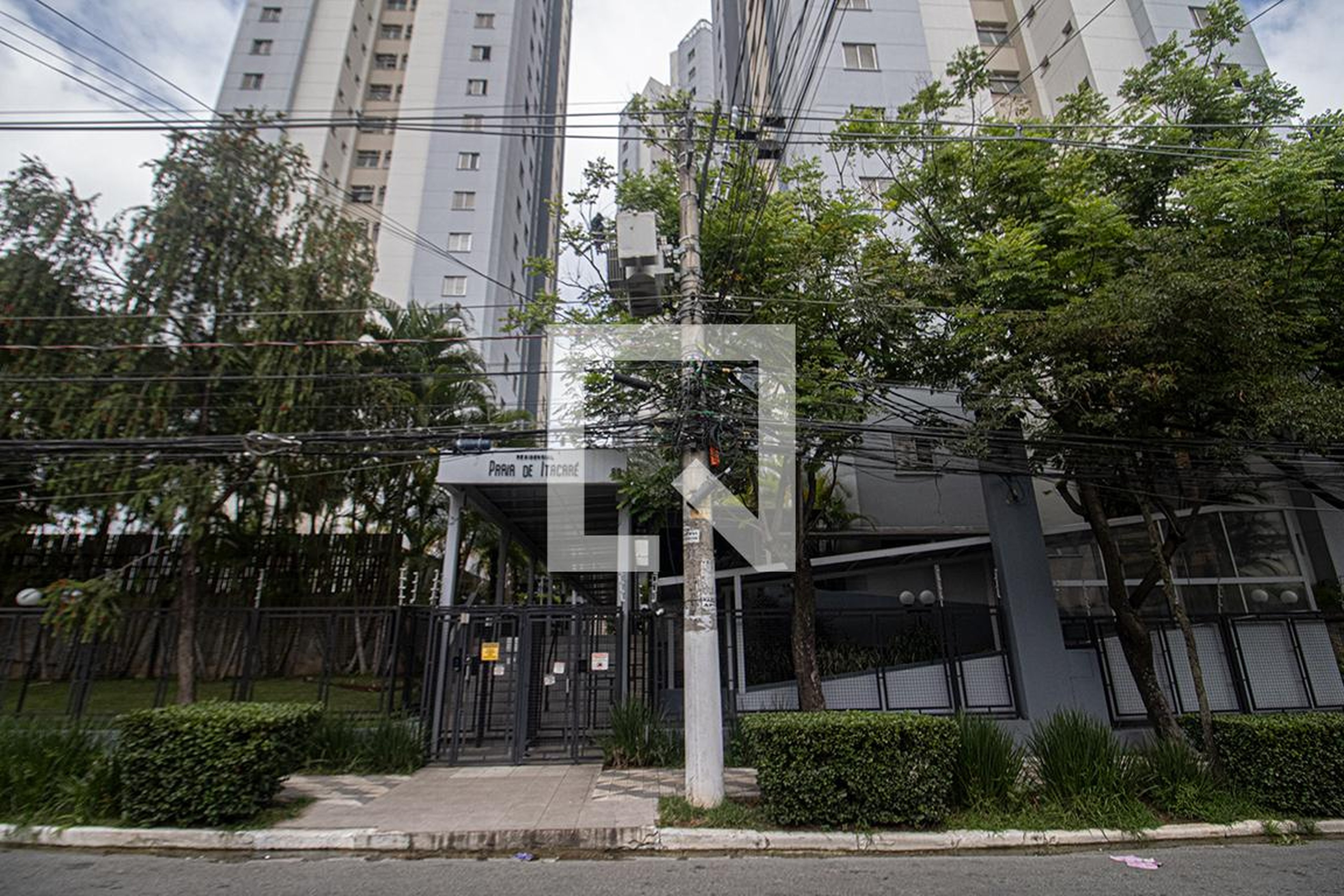 fachada Edifício Praia de Itacaré