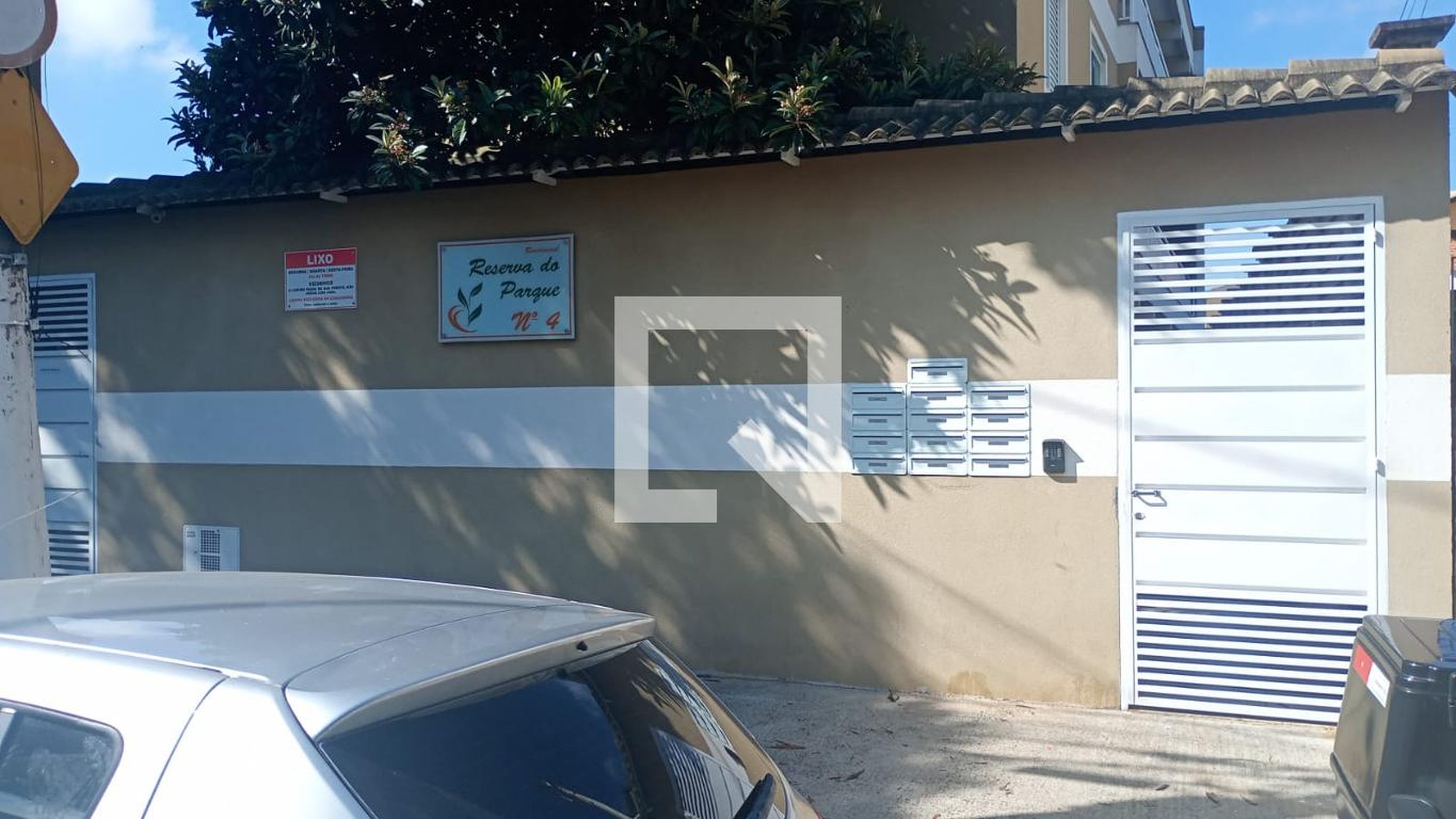 Fachada Condomínio em Rua George Guynemer, 4