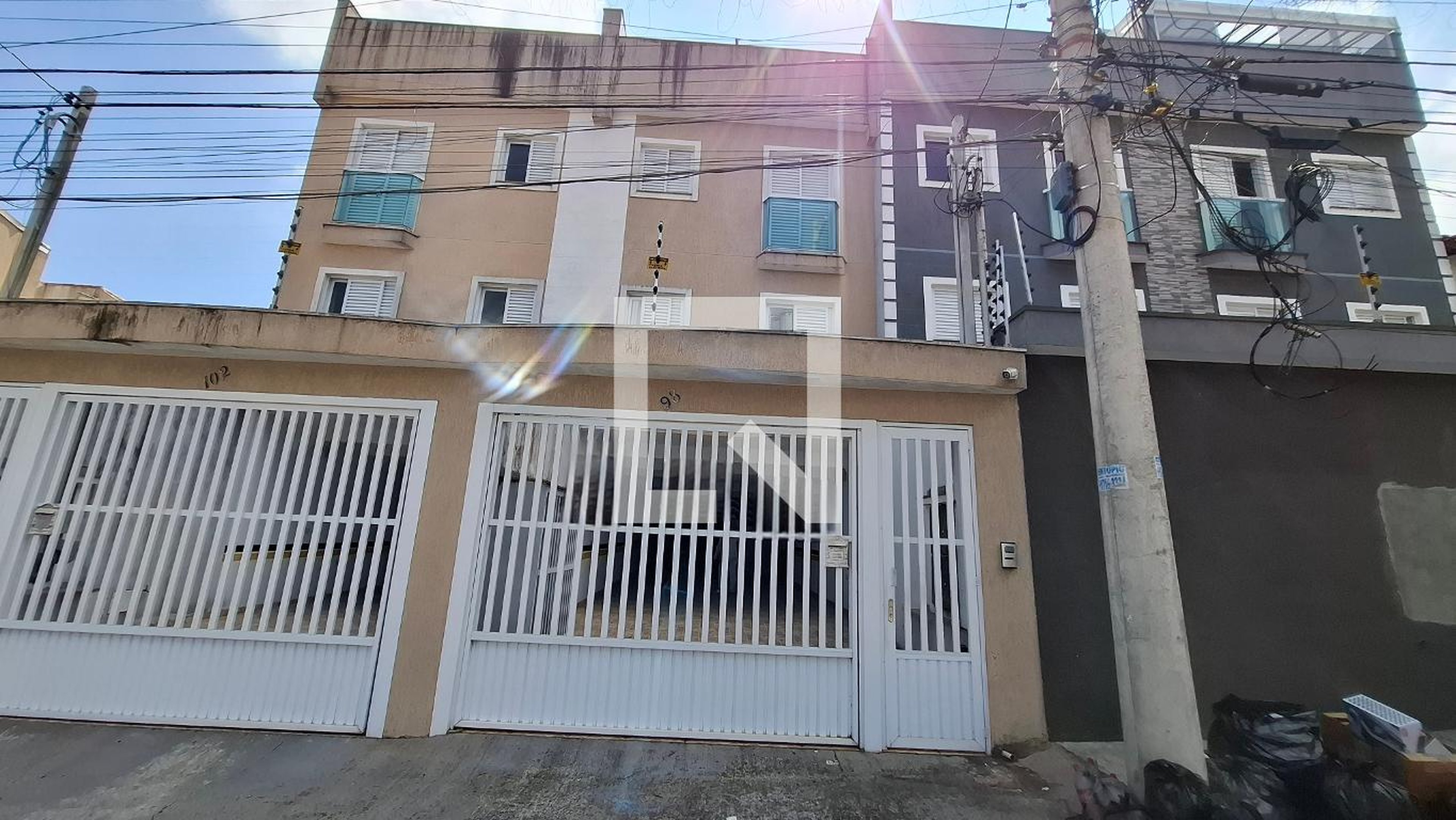 Fachada Condomínio em Rua Buriti, 98
