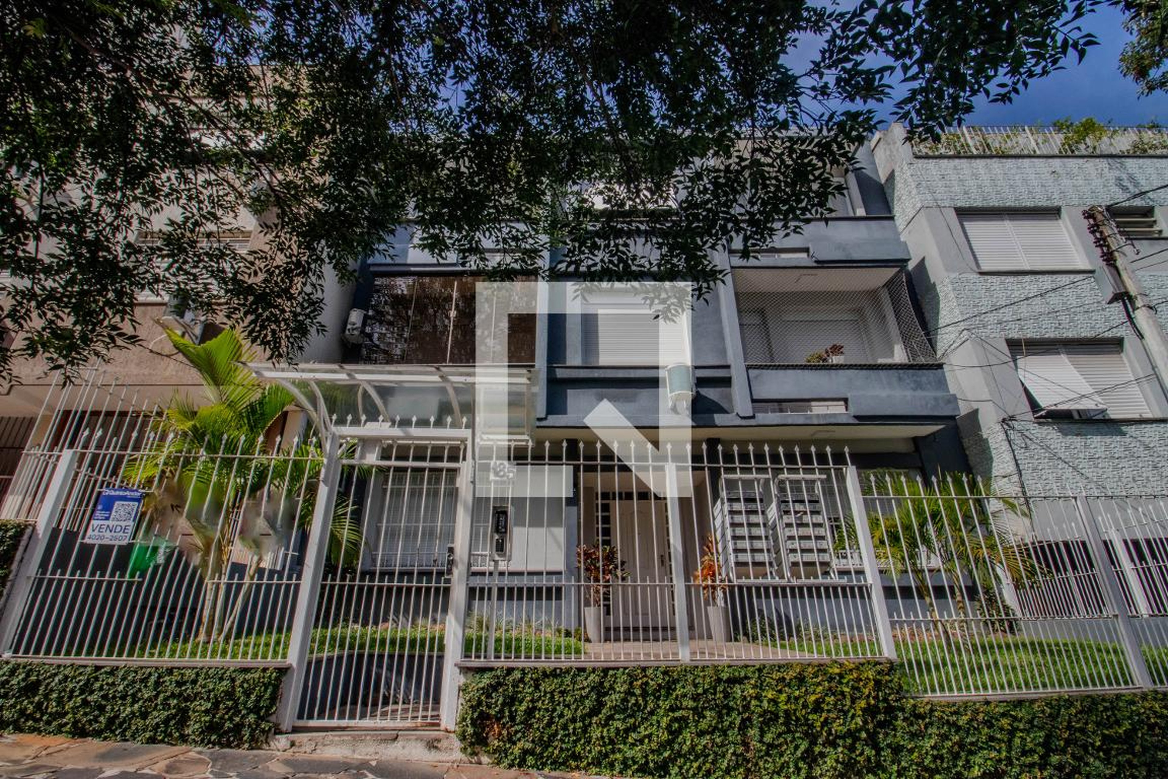 Fachada Condomínio em Avenida Lavras, 185