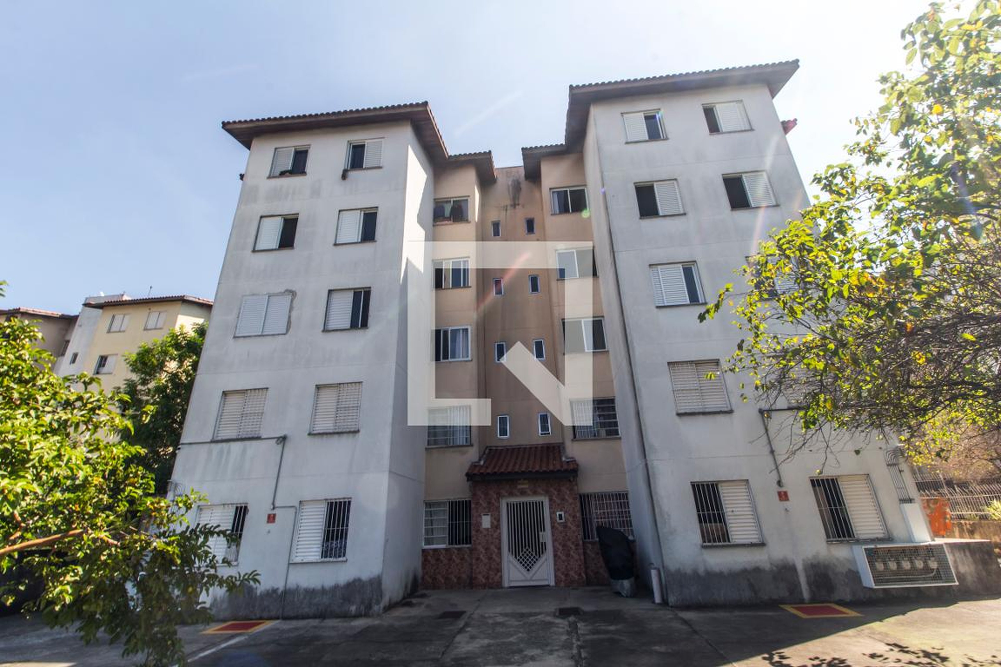 Fachada Condomínio Conj.Hab. Barueri - jardim Paulista