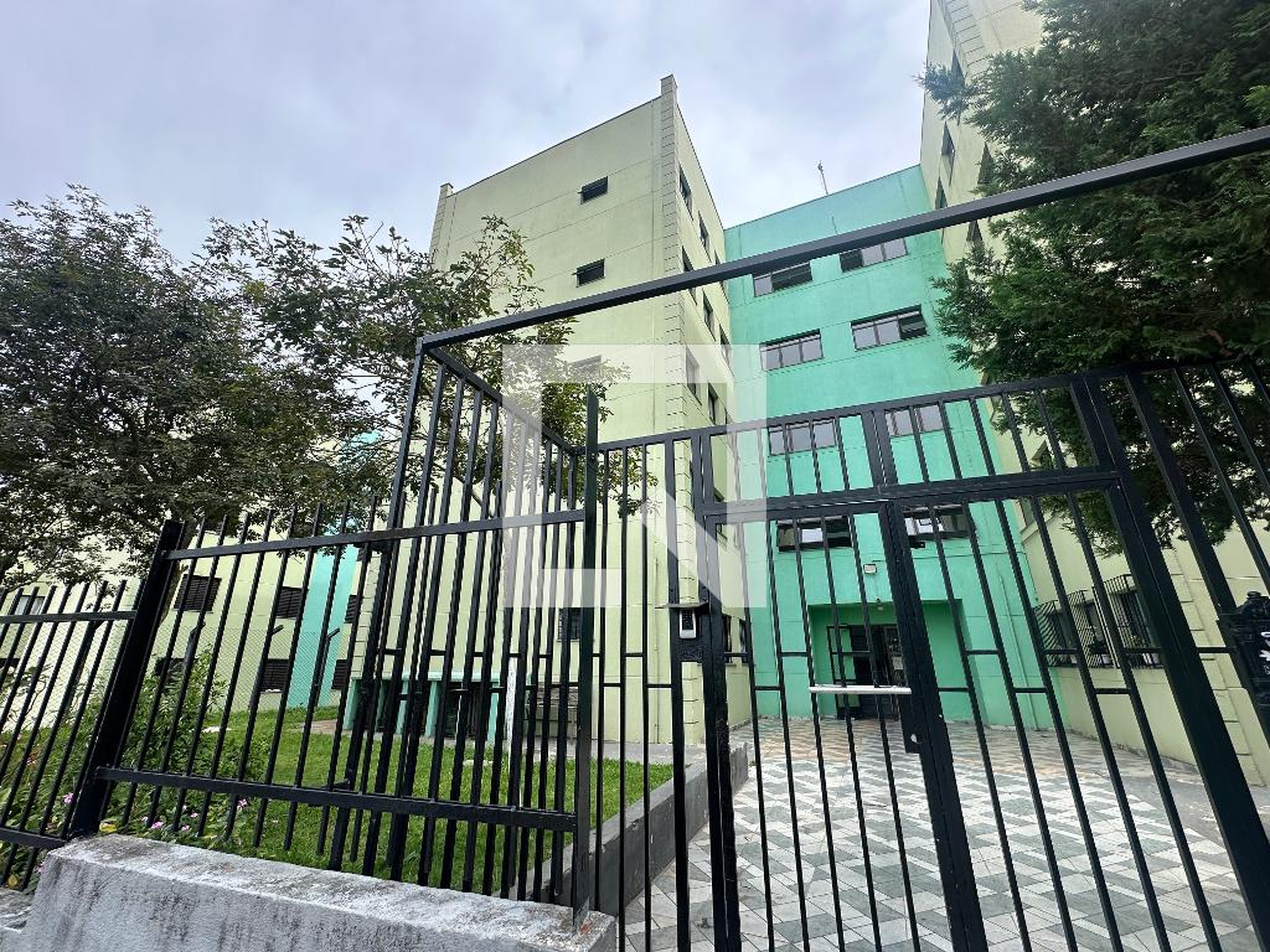 Fachada Condomínio em Rua Primavera, 236