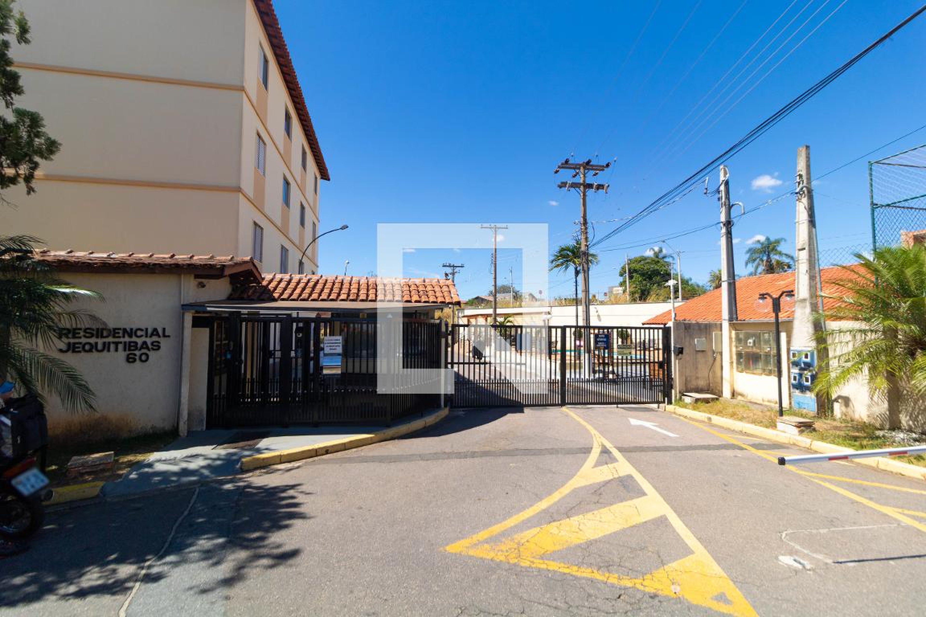 Fachada Residencial Jequitibas