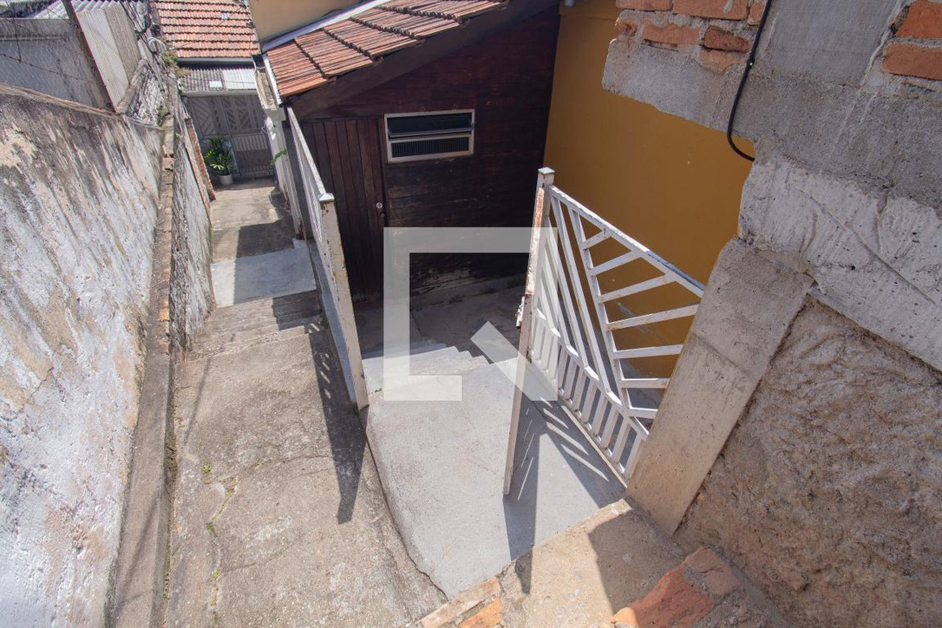 Entrada Condomínio em Rua Frei Durão, 814