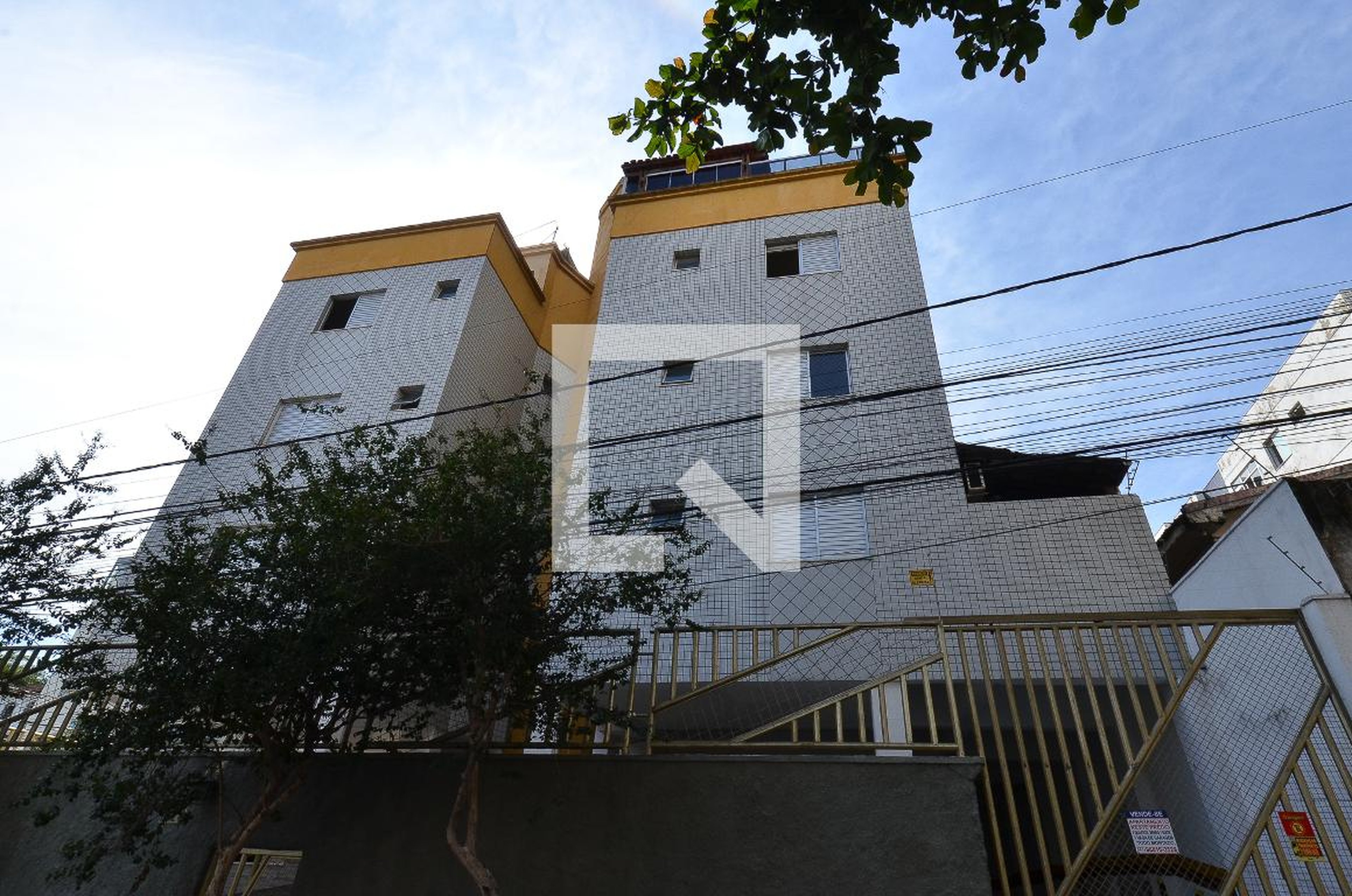 Fachada Condomínio em Rua Itajubá, 2178