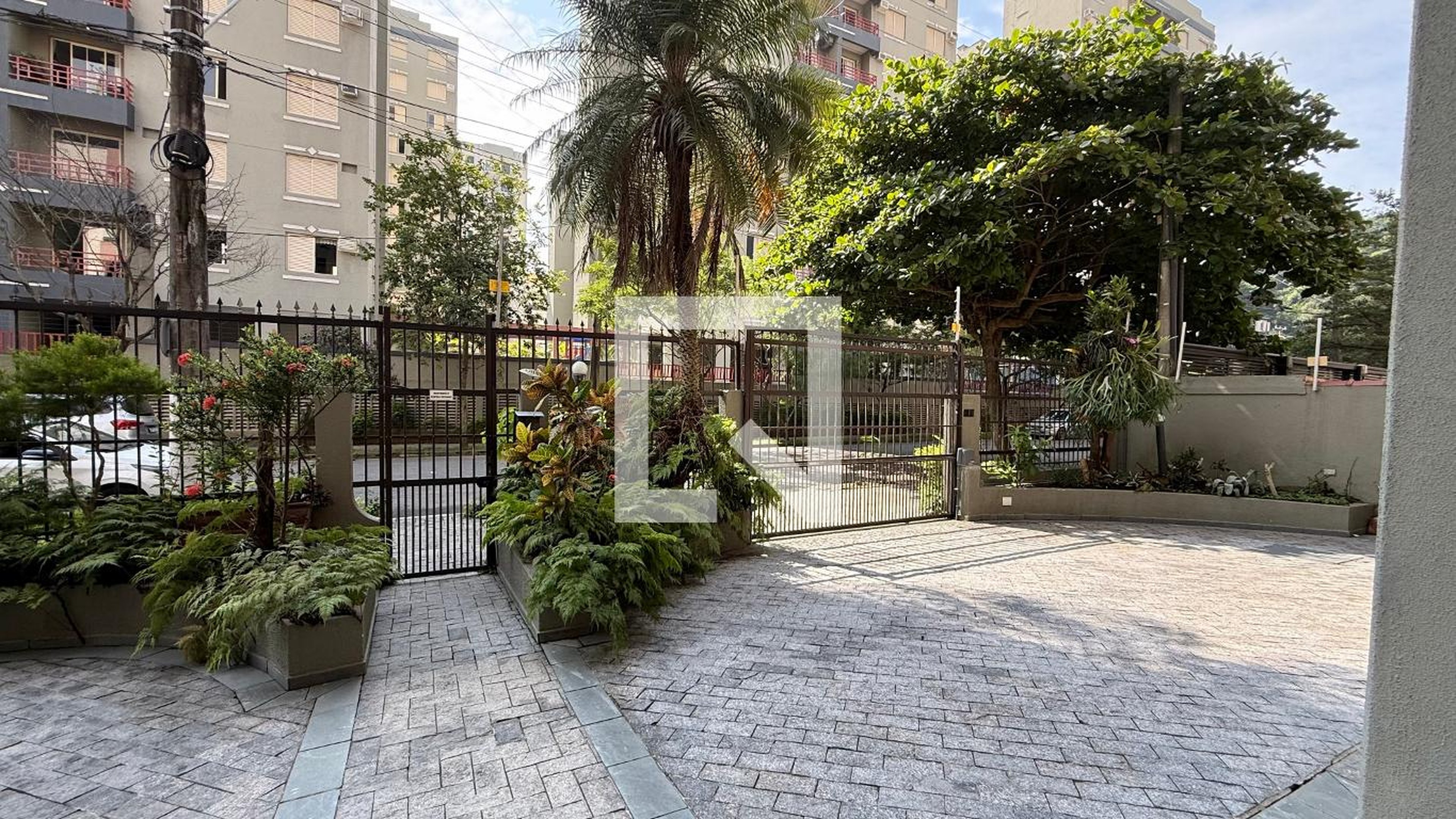 Fachada Condomínio em Rua Major Manoel Fernandes Neto, 72