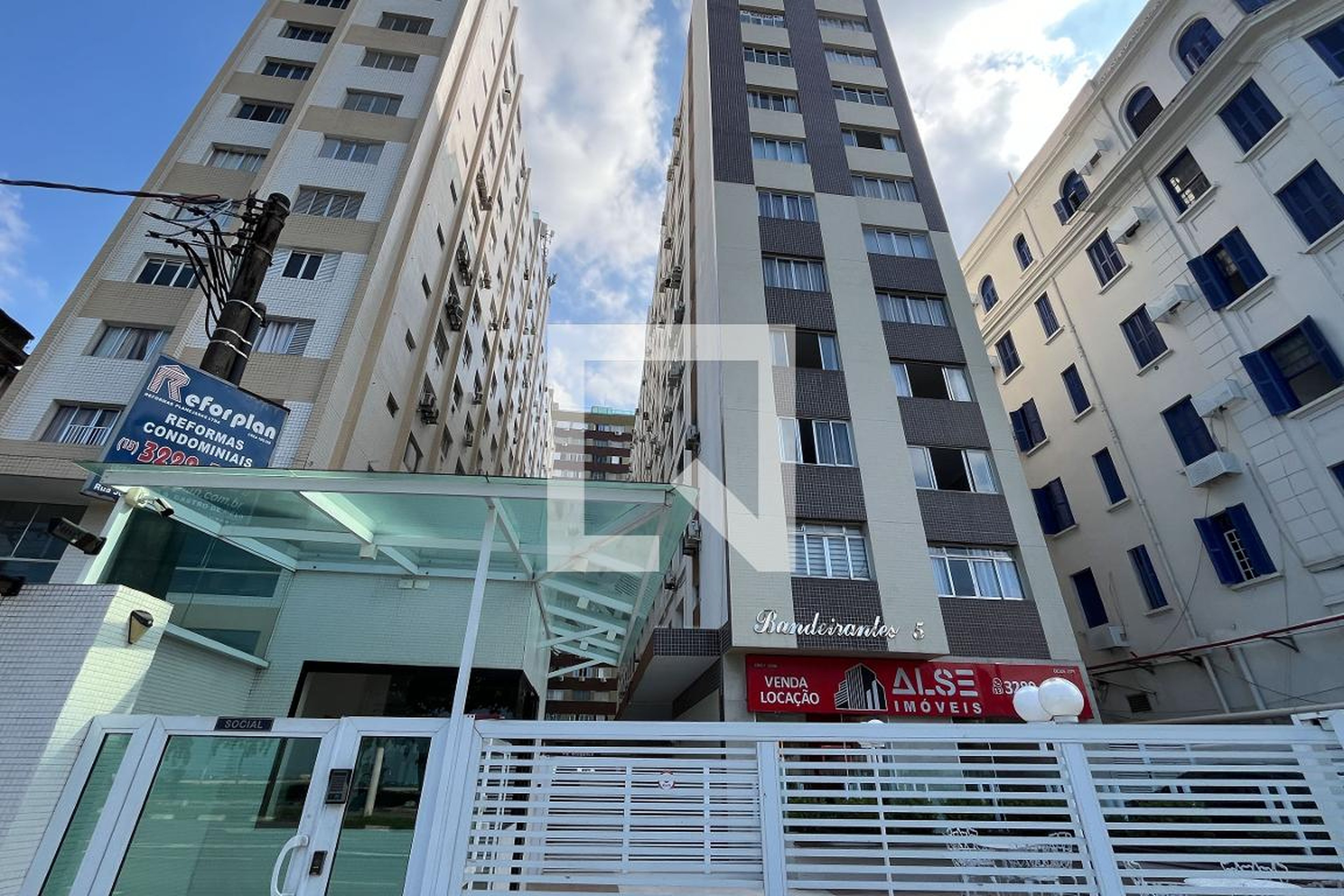 Fachada Edifício Bandeirantes