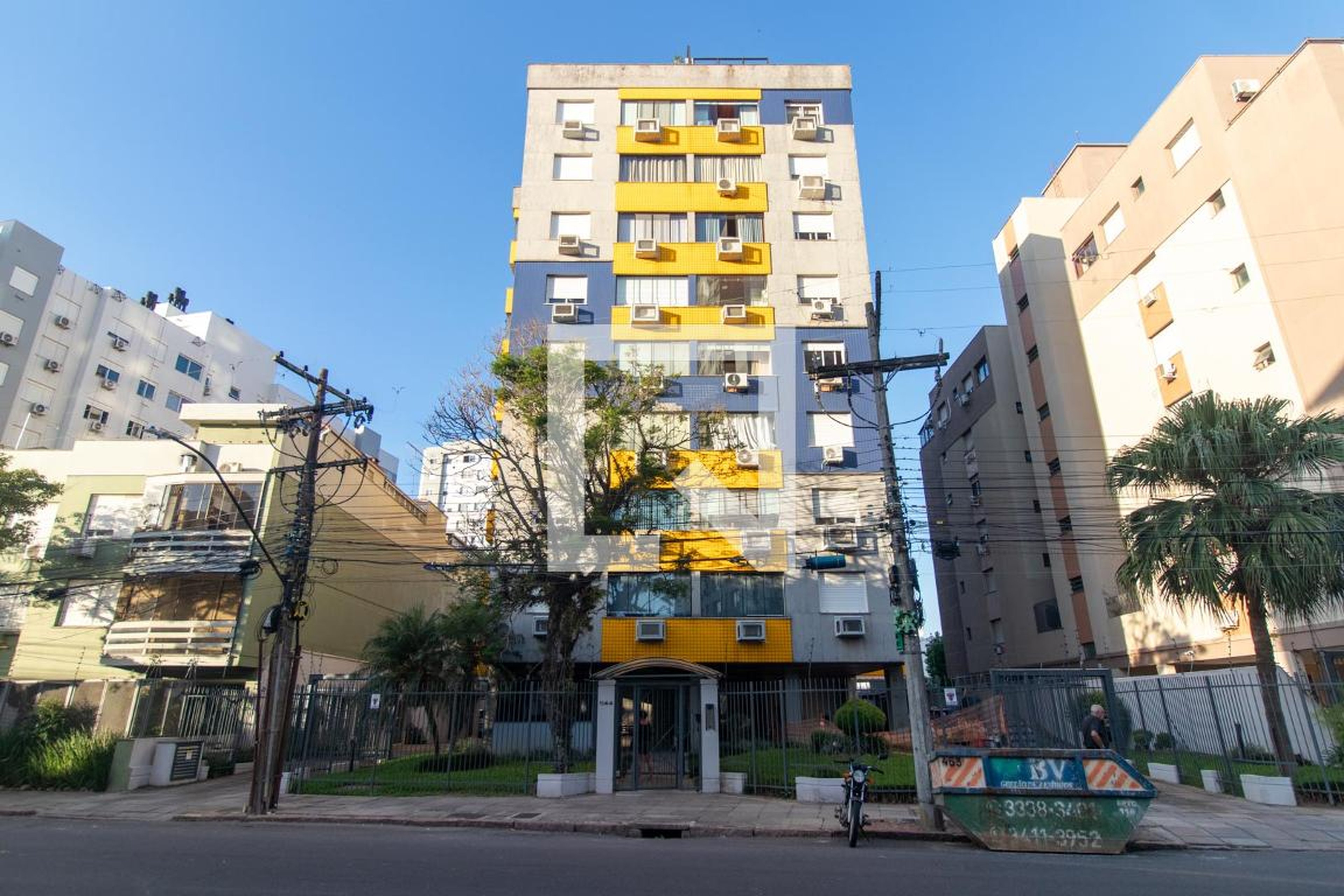 Fachada Condomínio em Rua São Luís, 1144